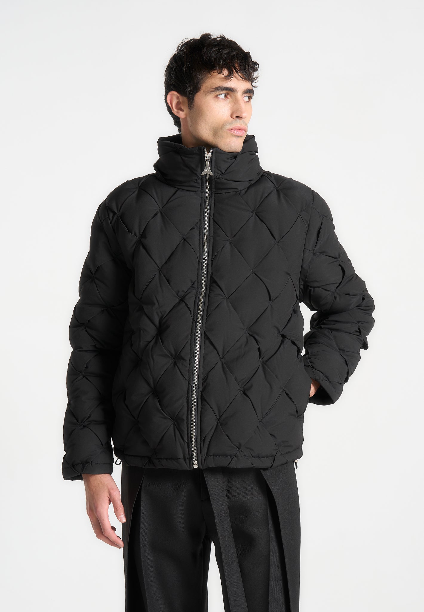 woven-interlock-puffer-jacket-black 
