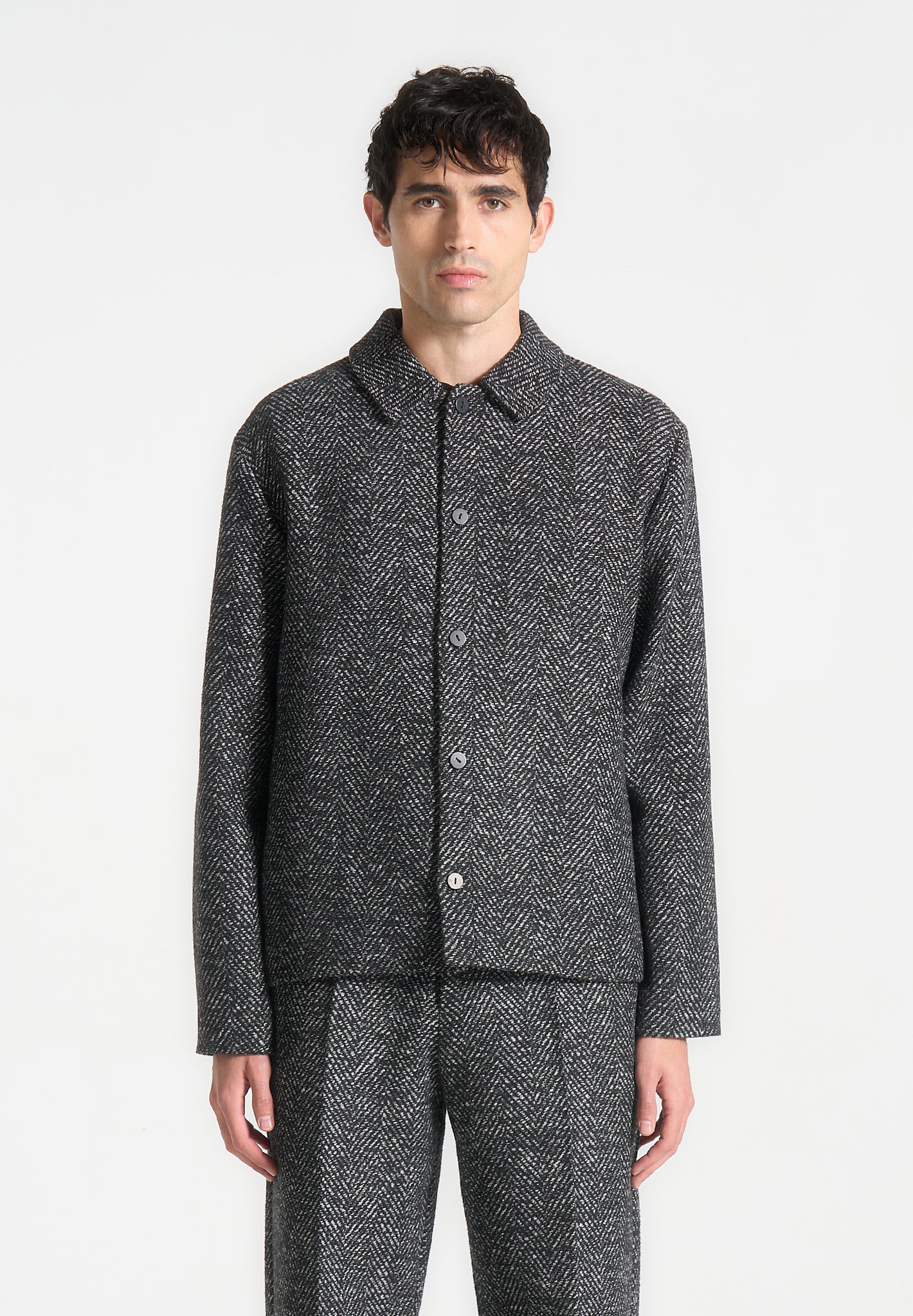 brushed-herringbone-shacket-black 