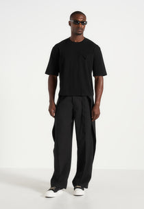 Leon - Boxy Cropped T-Shirt - Black