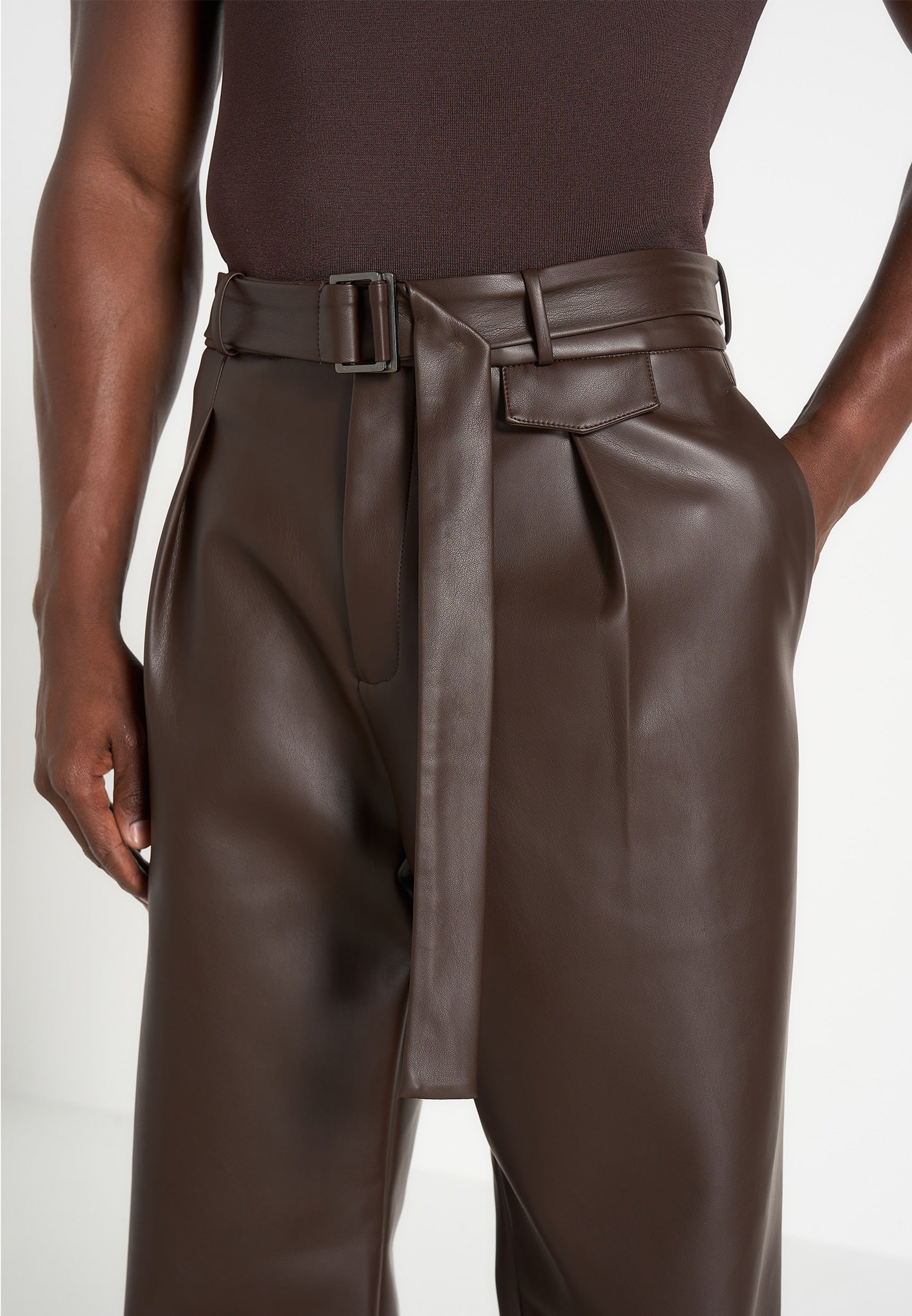 Serge - Relaxed Fit Leather Pleated Trousers - Brown