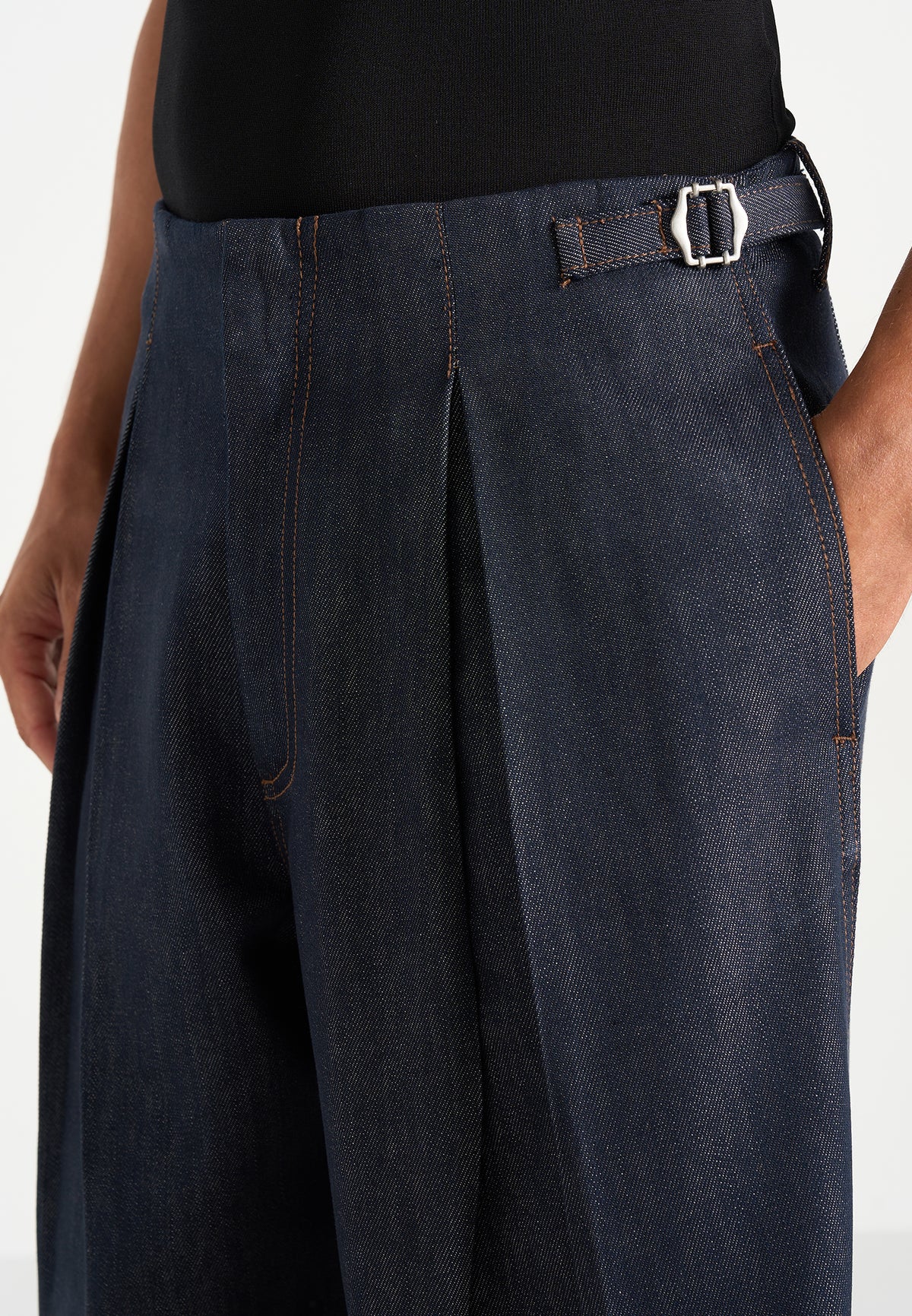 Lior - Box Pleat Wide Leg Denim Jeans - Indigo