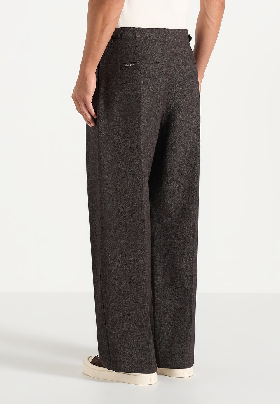 Lior - Box Pleat Hatched Wide Leg Trousers - Dark Brown