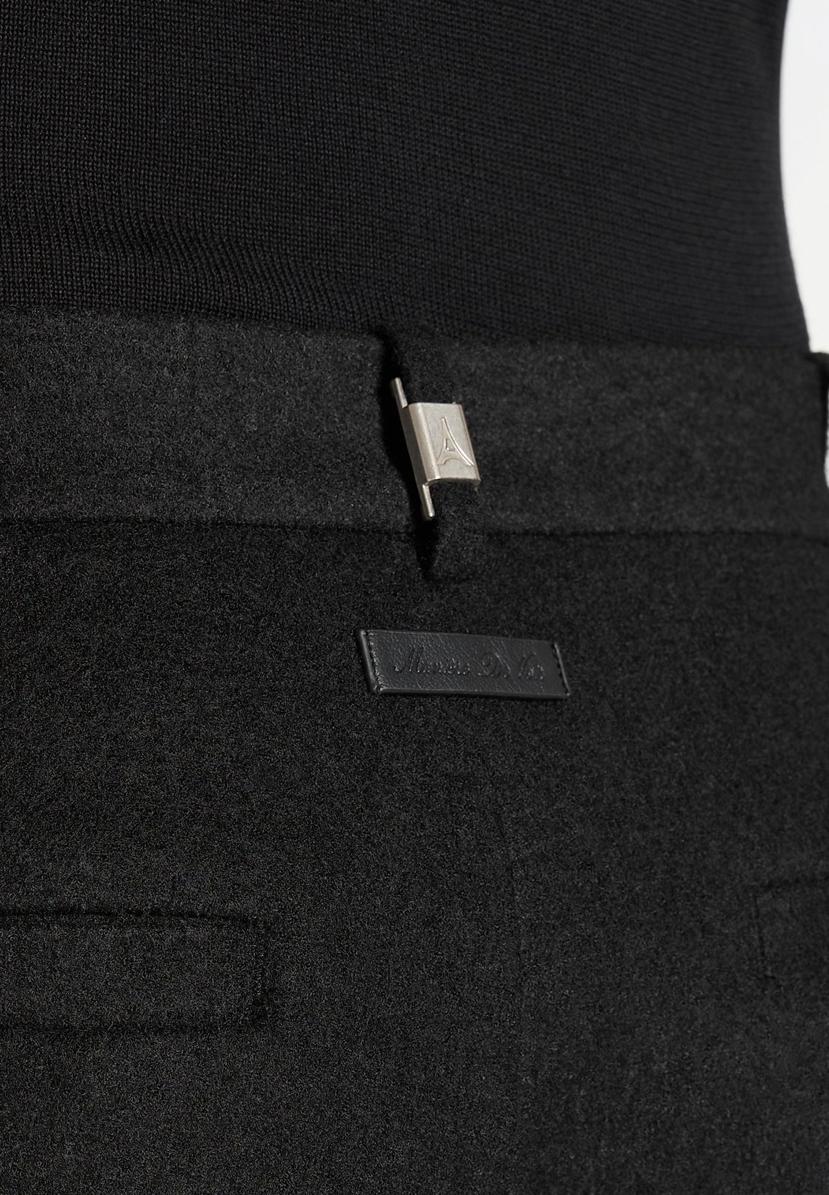 Dorian - Herringbone Brushed Wool Pleated Trousers - Black