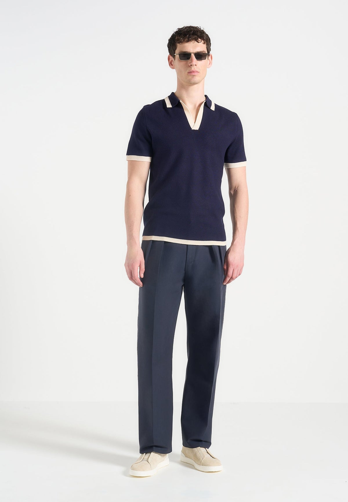 Nolan - Twin Pleat Chino Trousers with Stitch Detail - Navy