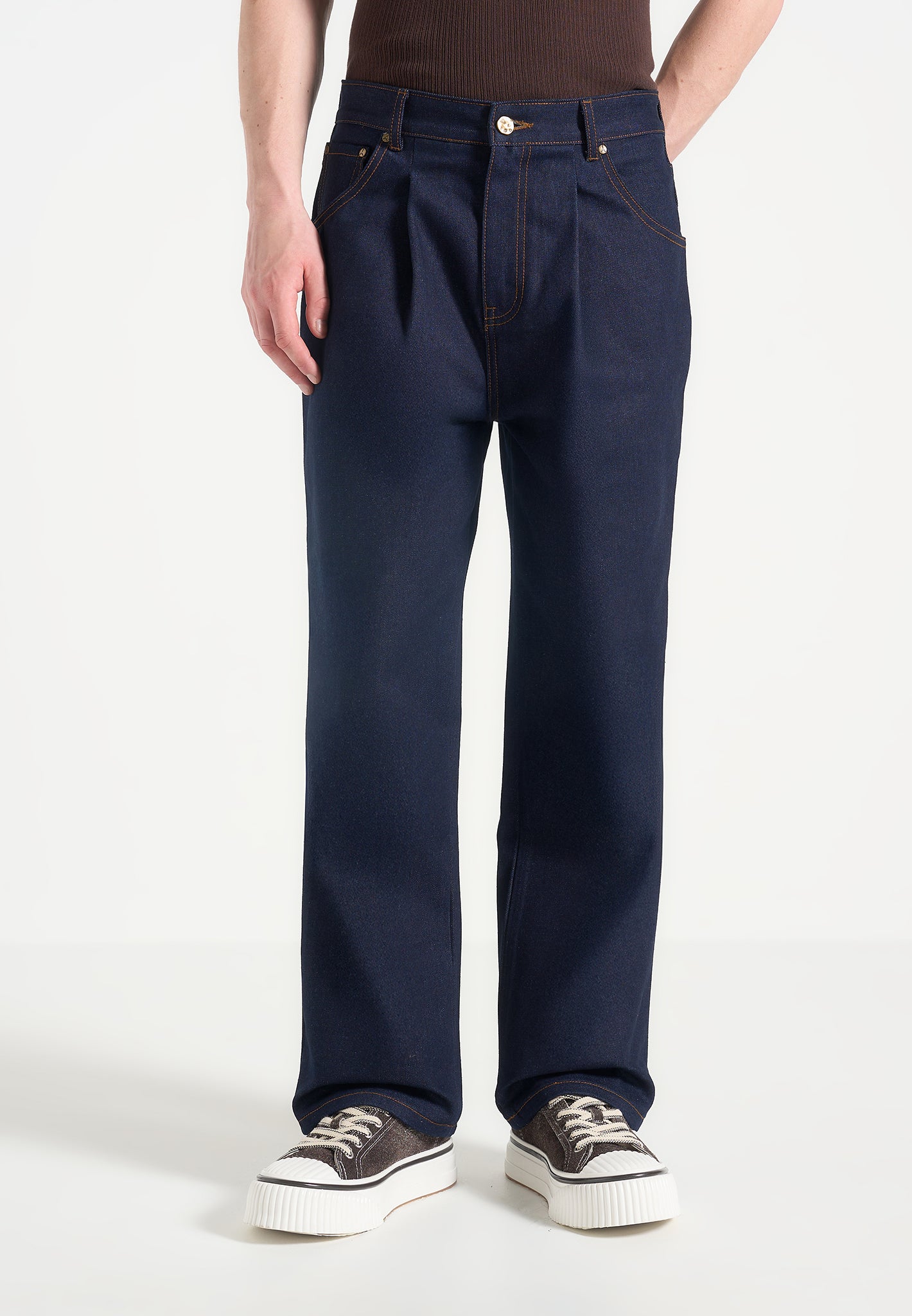 pleated-denim-jeans-indigo