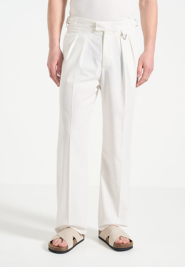 Pierre - Relaxed Fit Linen Pleated Trousers - White