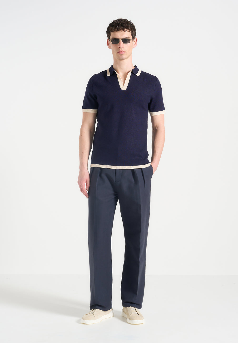 contrast-detail-knit-polo-shirt-navy