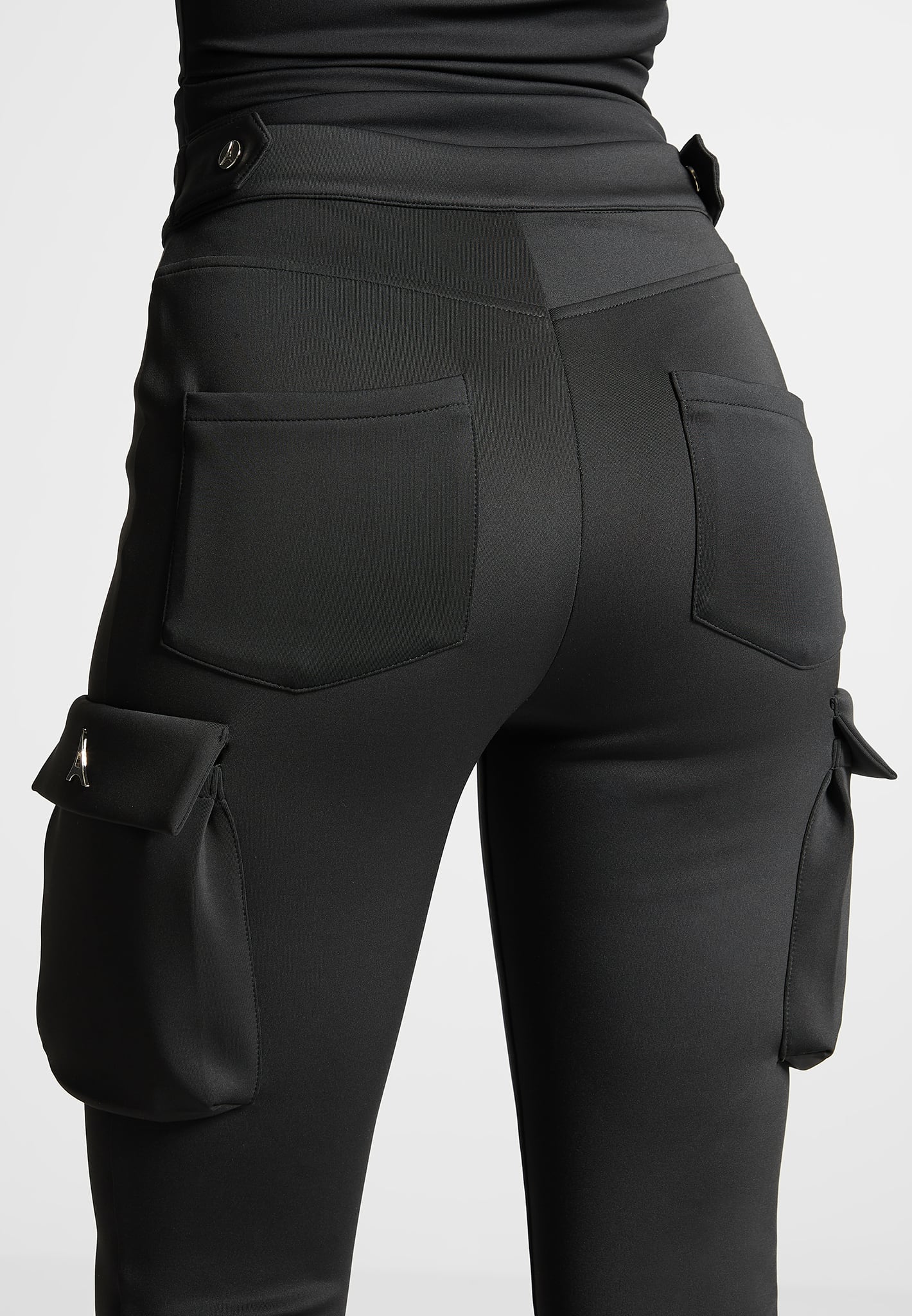 Cargo Pocket Flare Leggings - Black