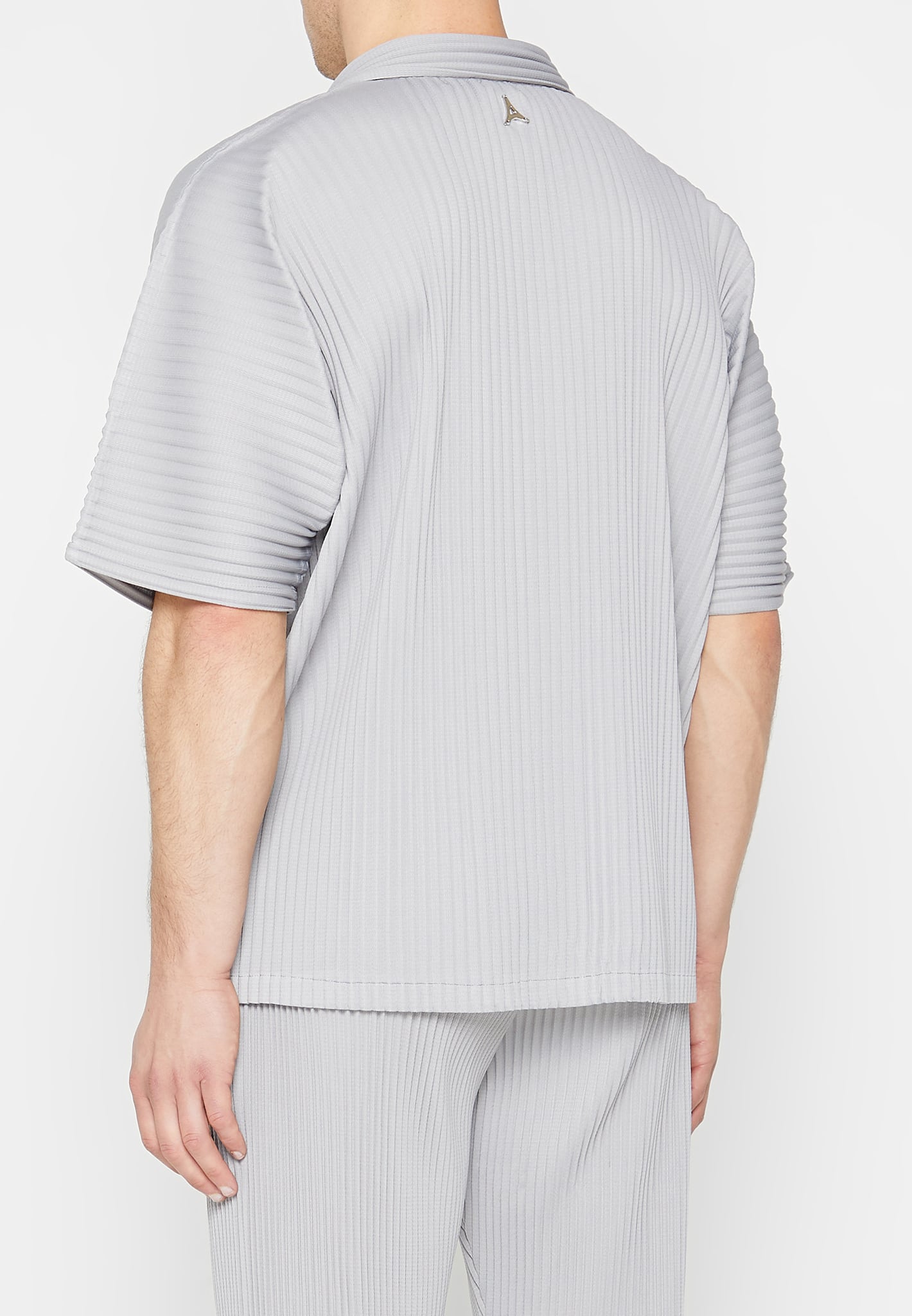pleated-shirt-iced-grey