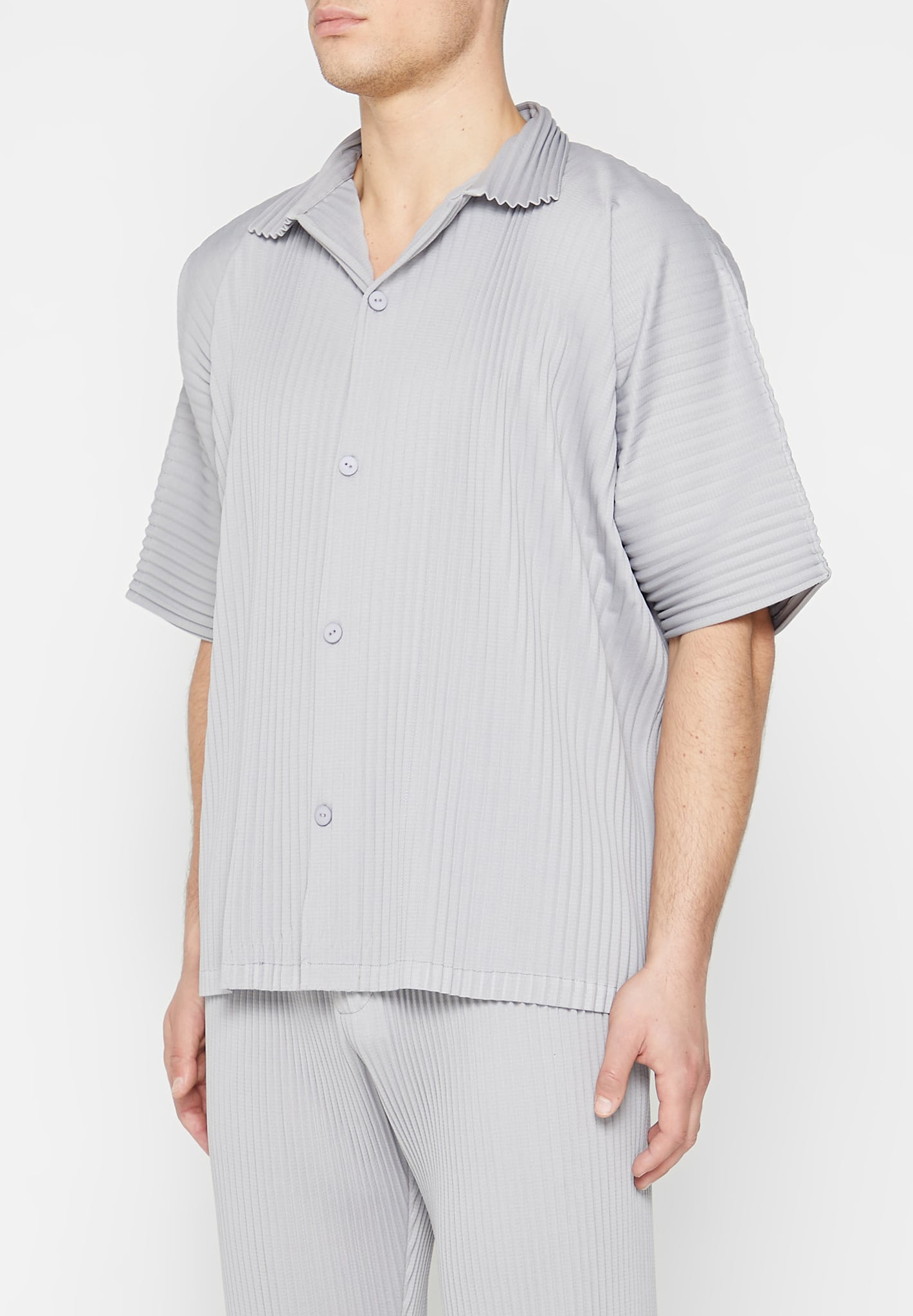 pleated-shirt-iced-grey