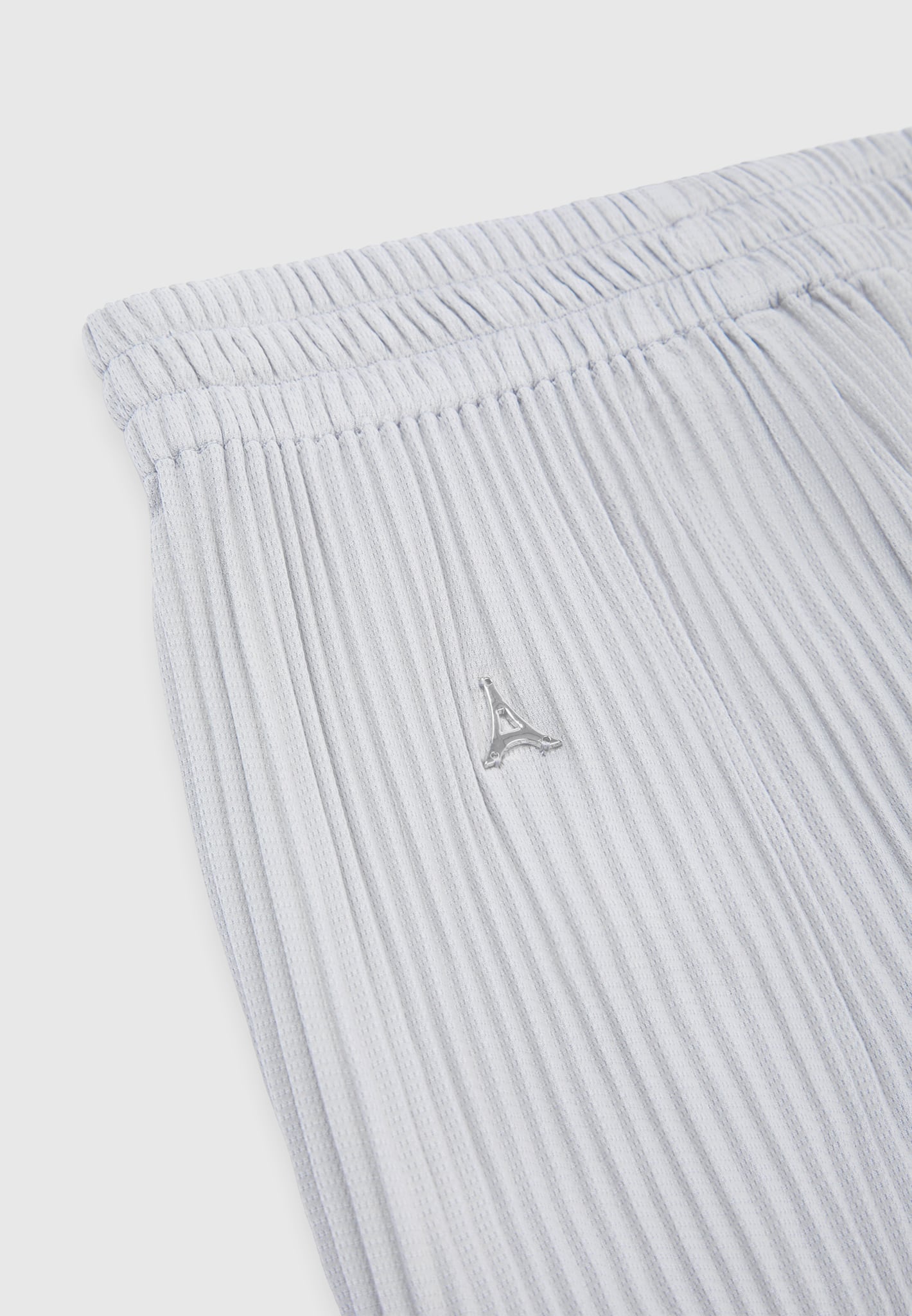 pleated-trousers-iced-grey