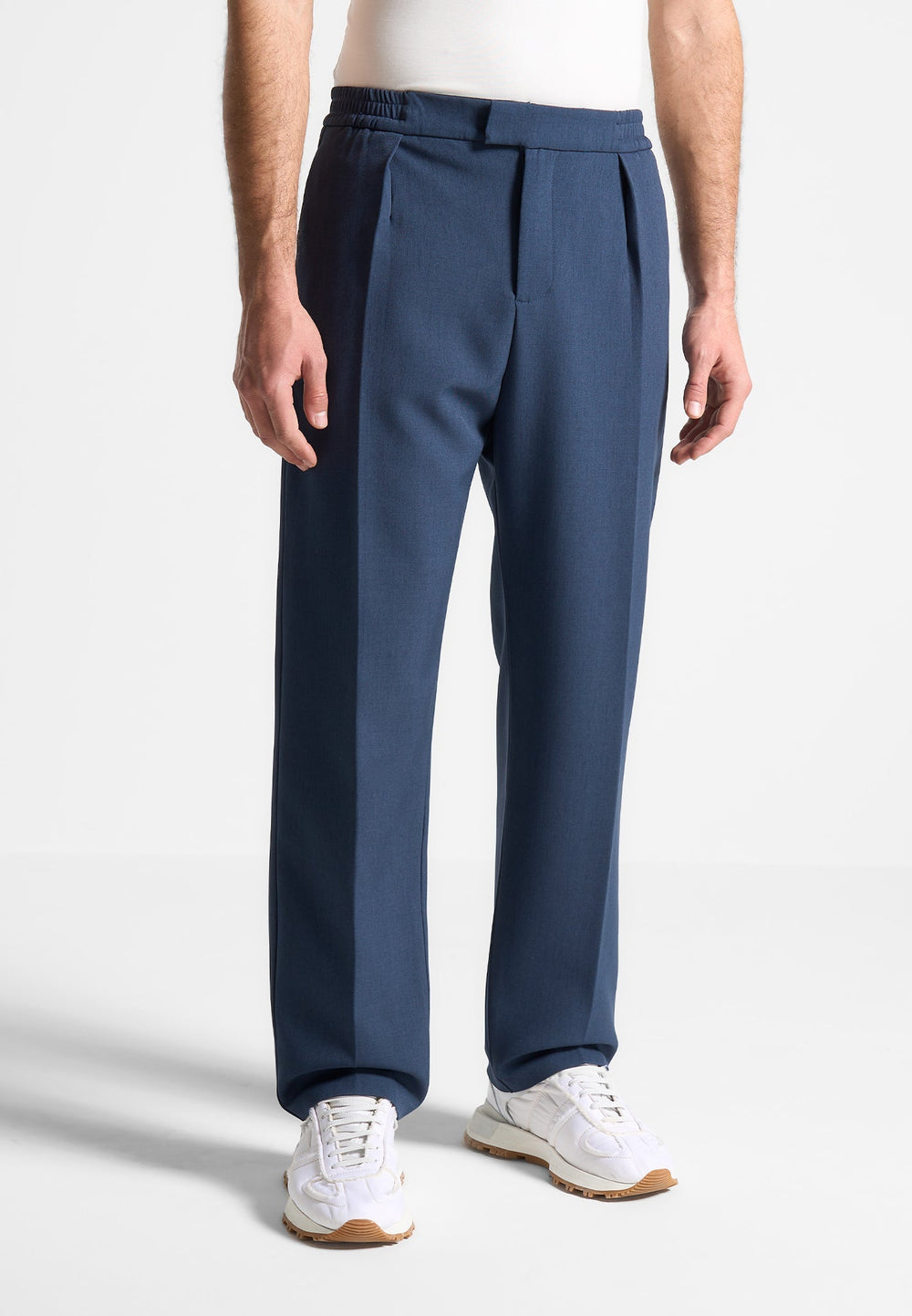 relaxed-fit-hatched-pleated-tailored-trousers-blue