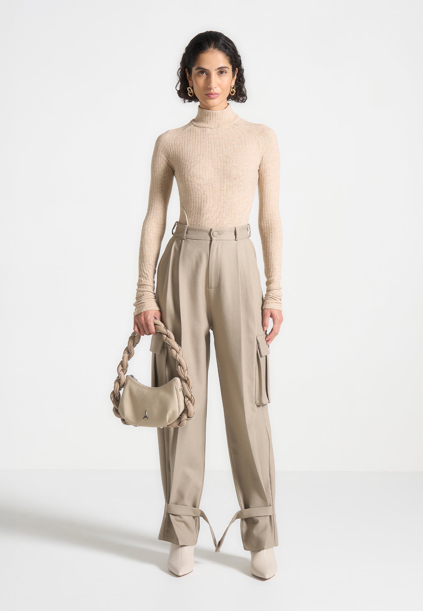 contour-piping-rib-bodysuit-beige 