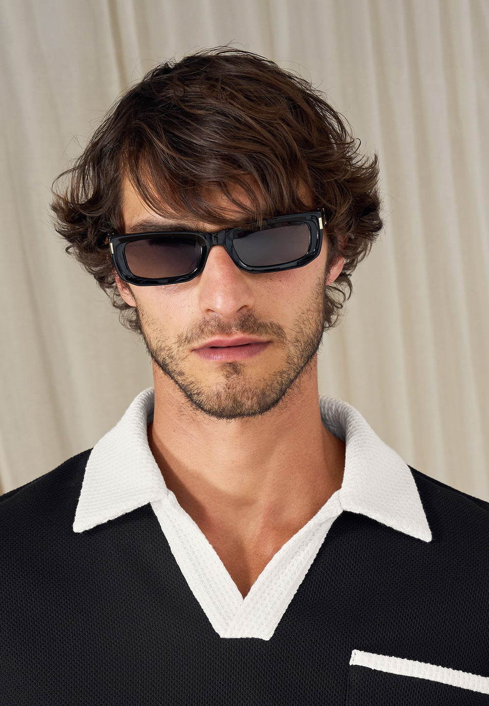 milan-curved-frame-sunglasses-black