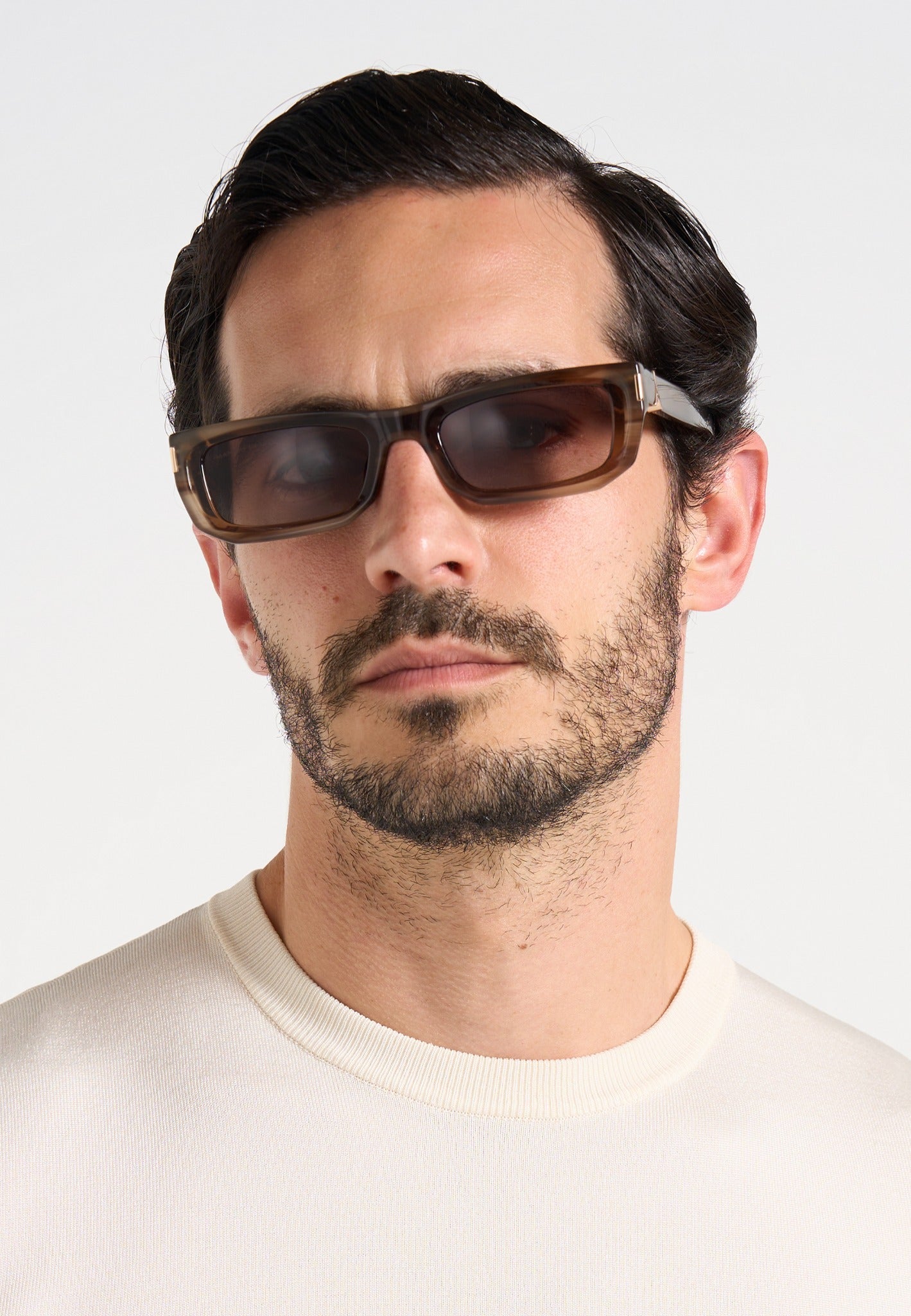 Milan - Curved-Frame Sunglasses - Brown