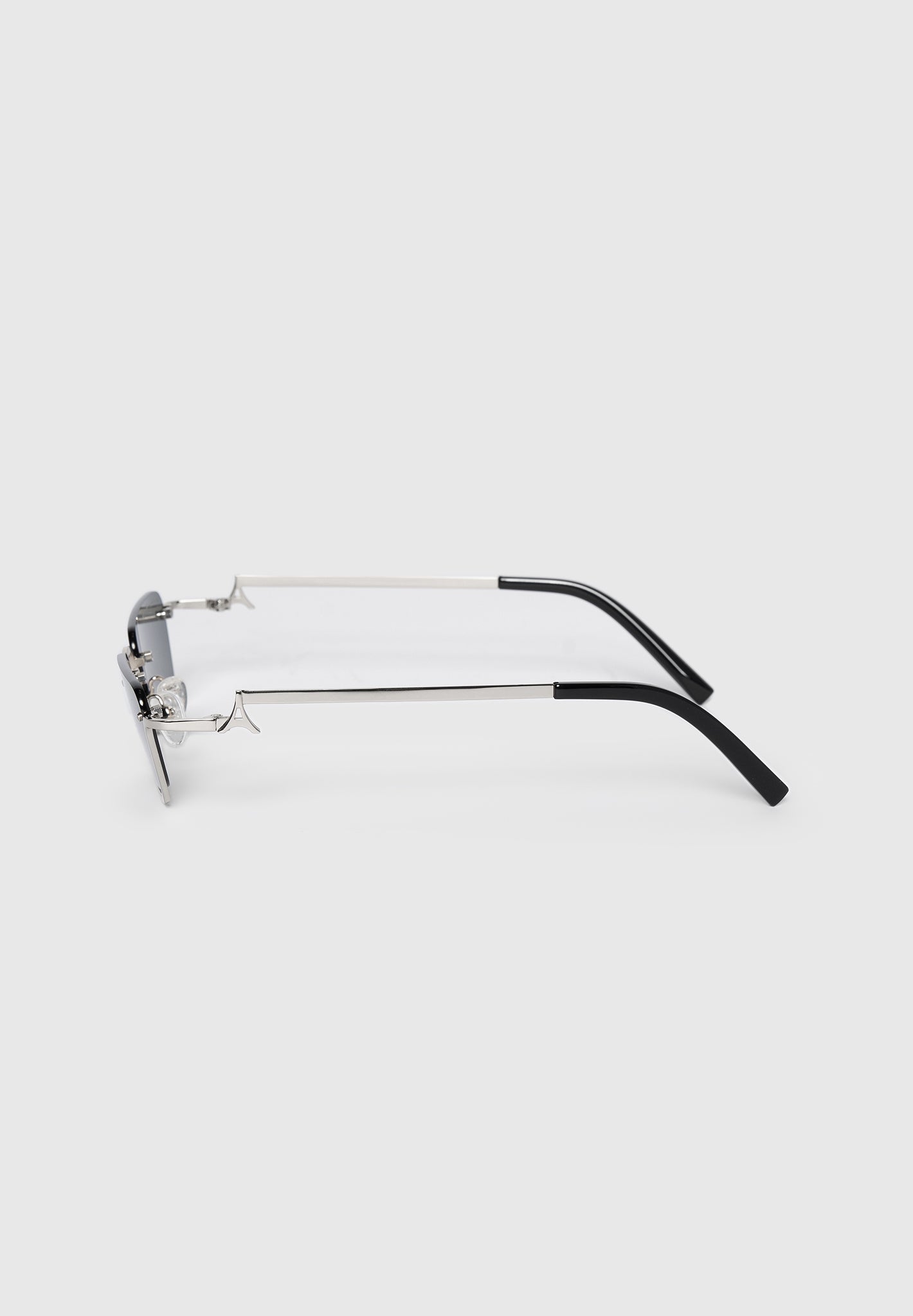 Sacha - Rectangular Frameless Sunglasses - Silver