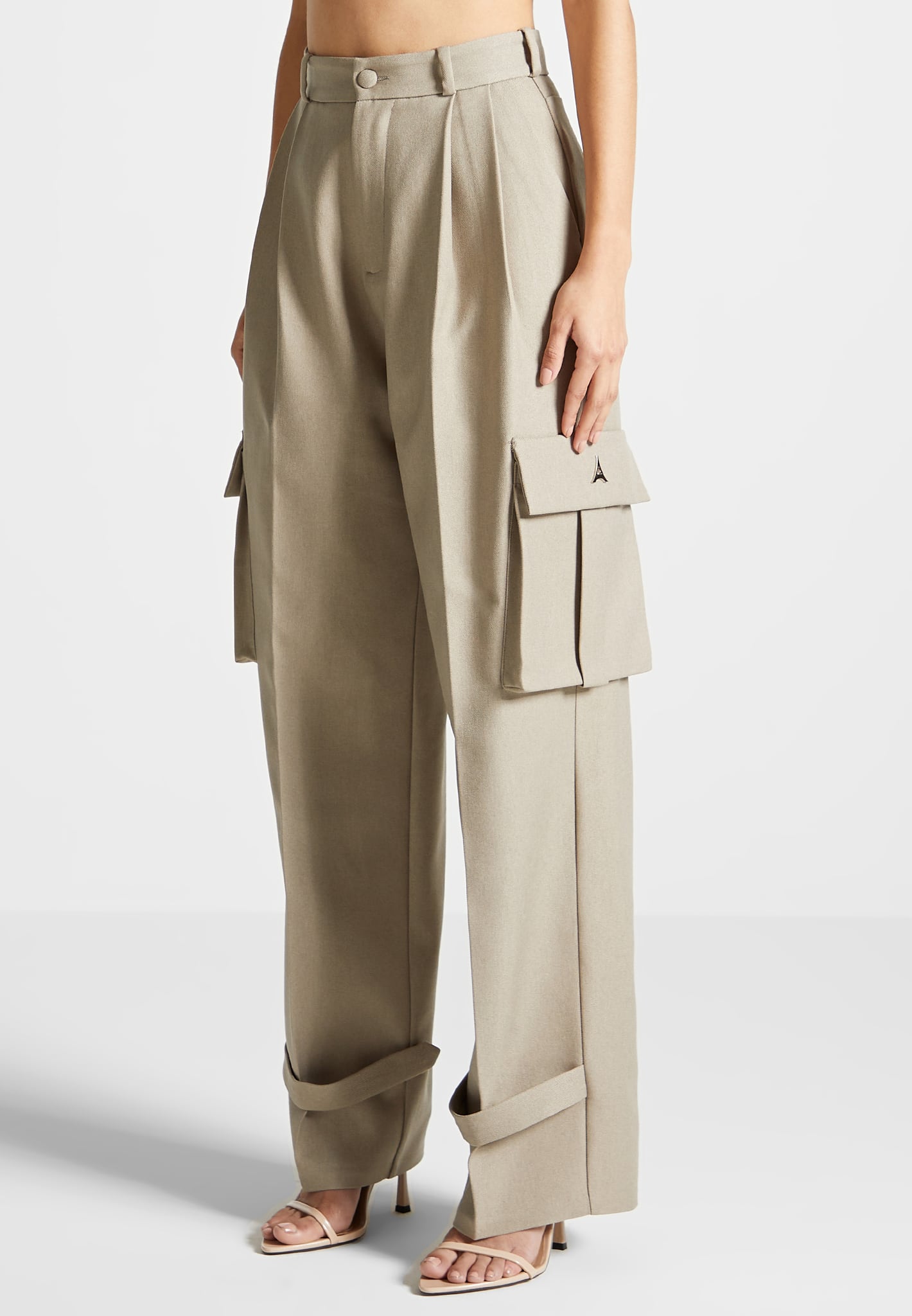 danielle-tailored-pleated-cargo-trousers-beige