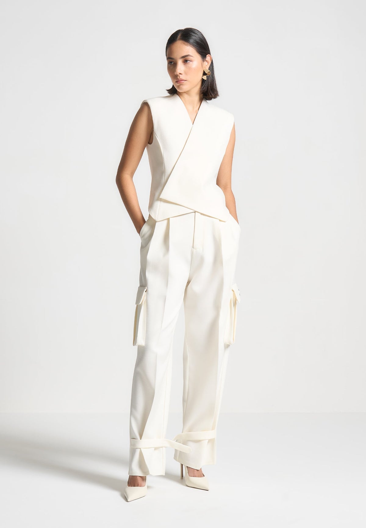Danielle - Tailored Pleated Cargo Trousers - Off White