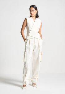 D⁠anielle - Tailored Pleated Cargo Trousers - Off White