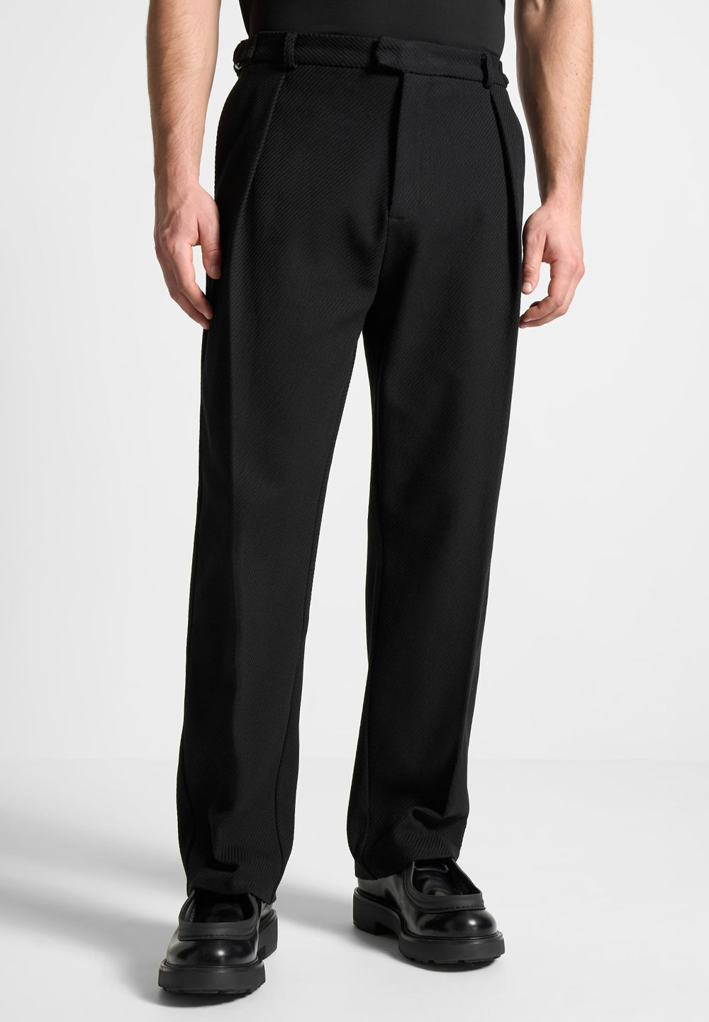 twill-relaxed-trousers-with-pleat-black