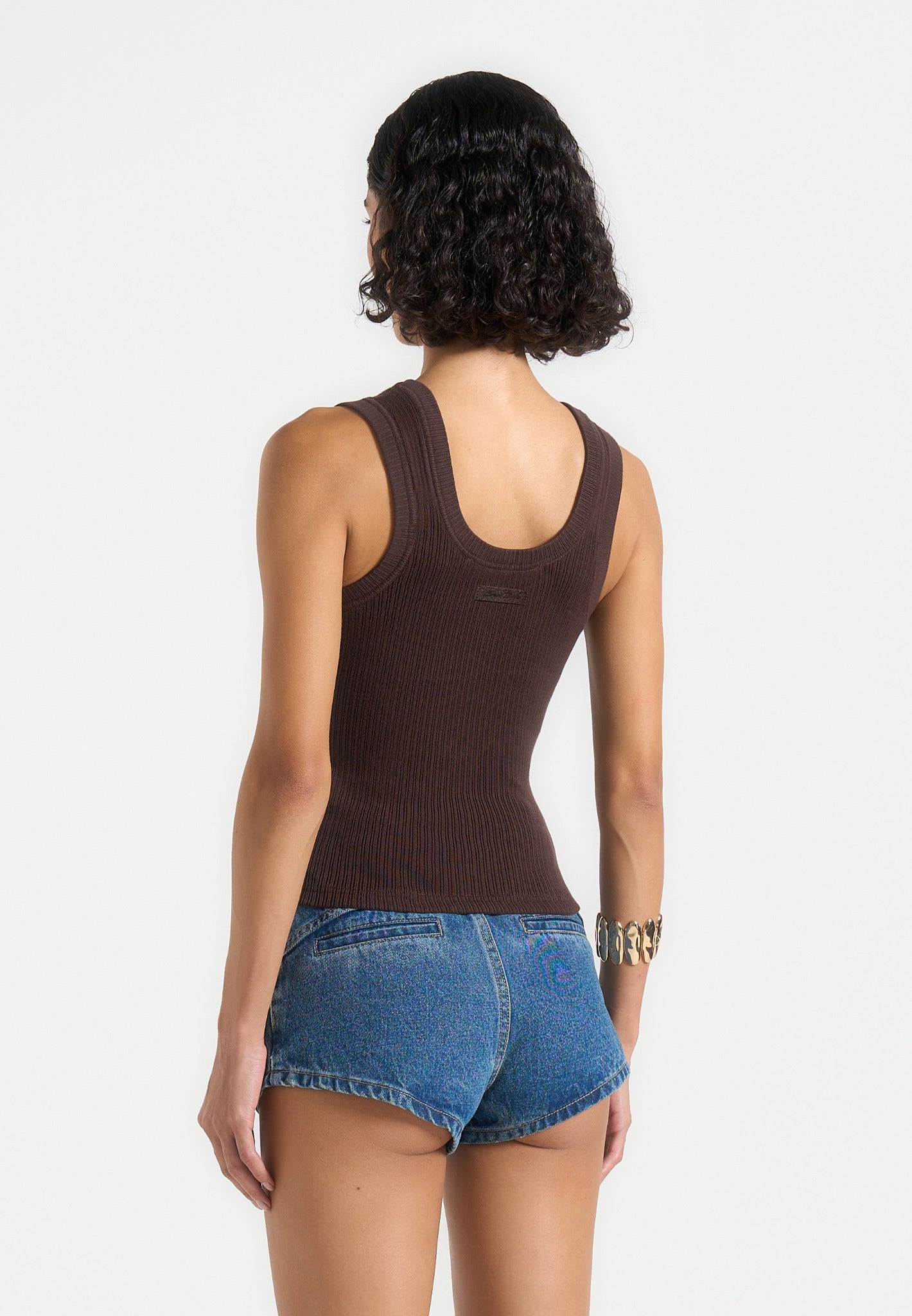 VS001 - Scoop Neck Ribbed Cotton Vest - Brown