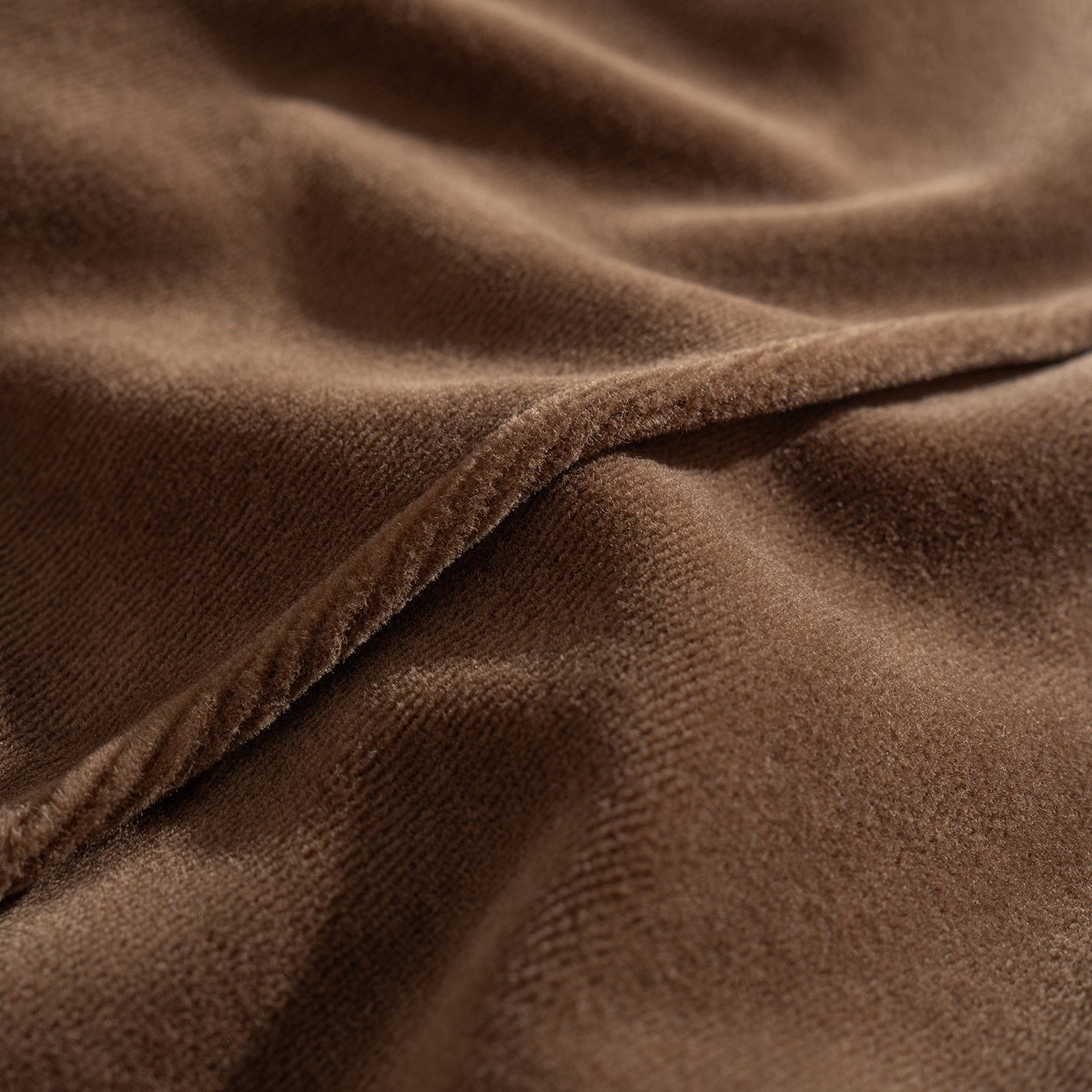 Delina - Contrast Velour Mini Shorts - Brown