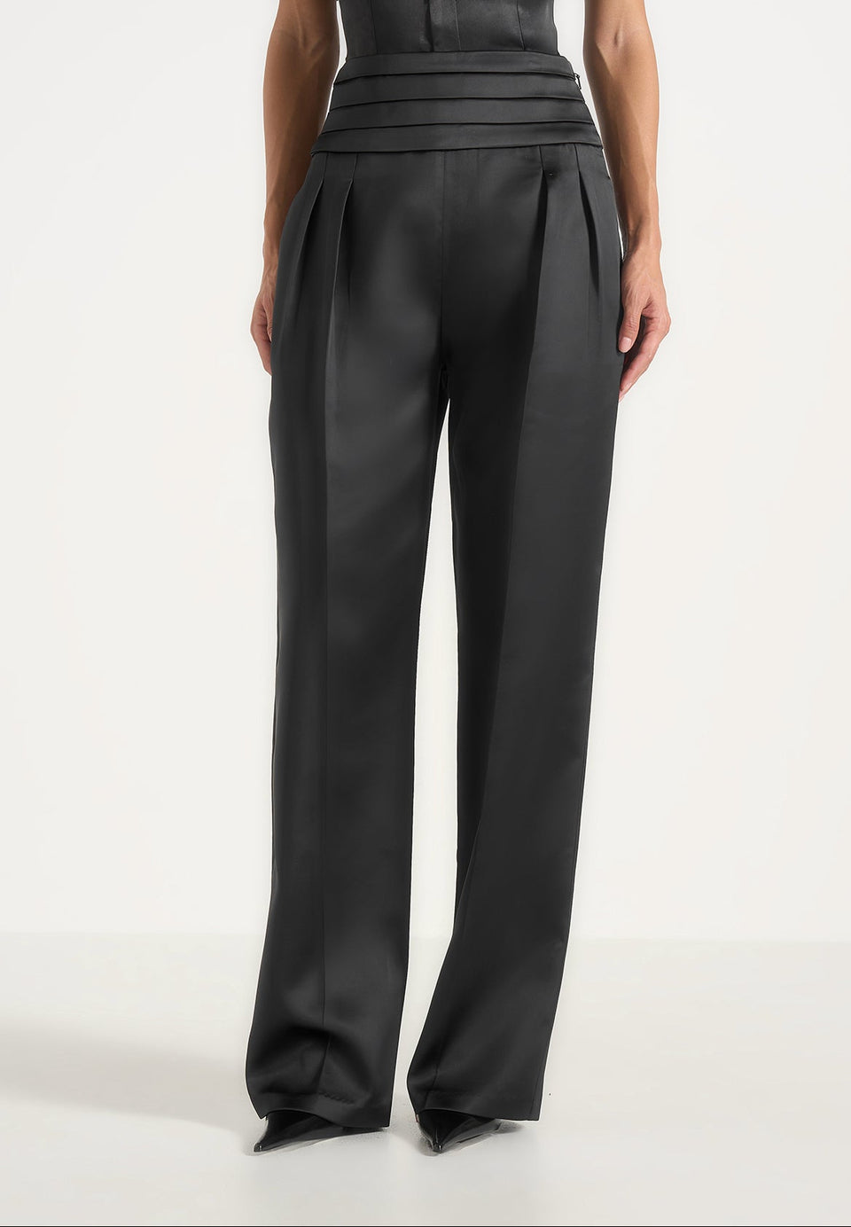 Fallon - Pleated Waistband Straight Leg Trousers - Black