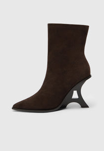 L‘Eiffel - Heeled Suede Boot - Espresso