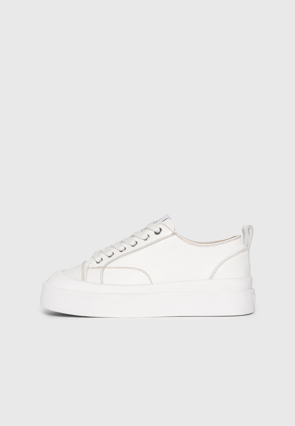 womens-vienna-leather-contrast-stitch-sneaker-white