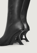 L'Eiffel - Pointed Knee High Leather Boot With Buckle - Black
