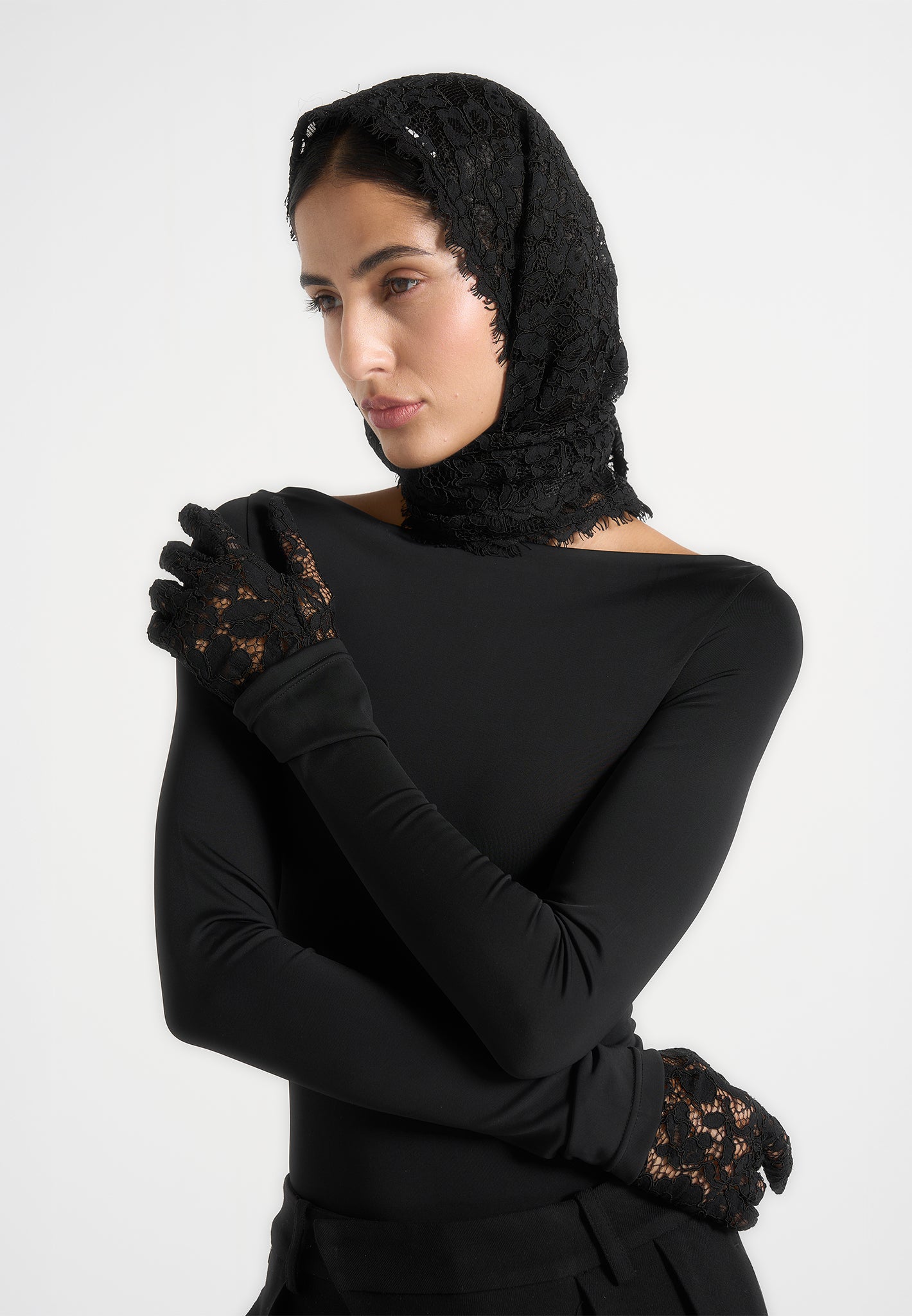 Kadia - Lace Head Scarf - Black 