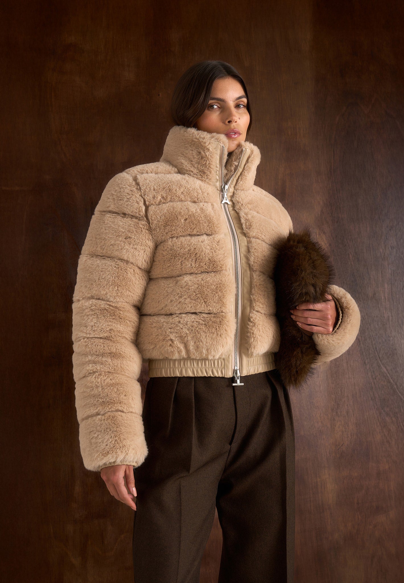 Ama - Plush Ribbed Jacket with Neck Scarf - Beige 