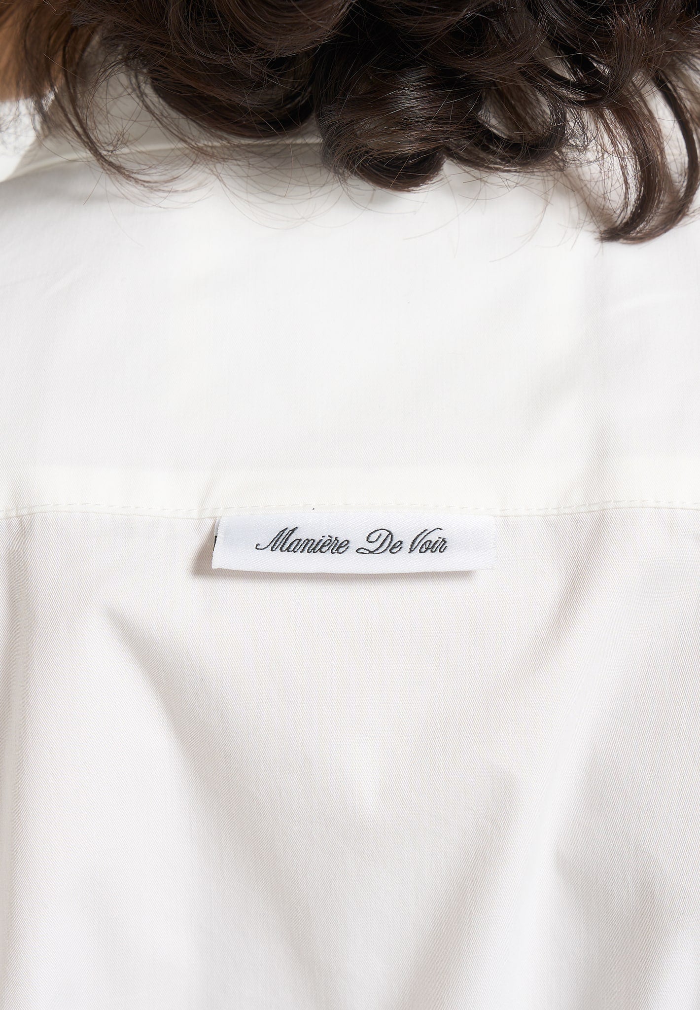 malia-sleeveless-tie-waist-cropped-shirt-white