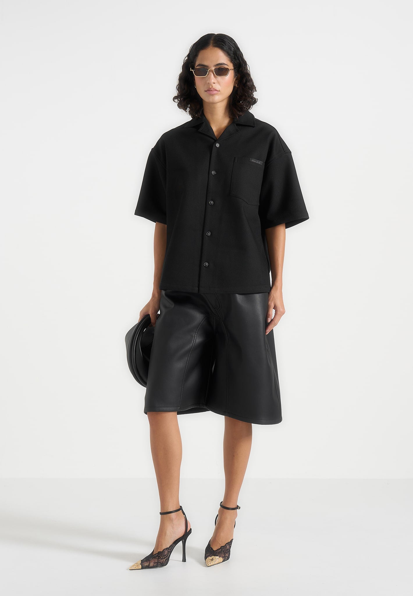 brook-unisex-signature-twill-boxy-shirt-black