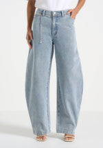 Enora - Hourglass Jean With Chain - Mid Blue