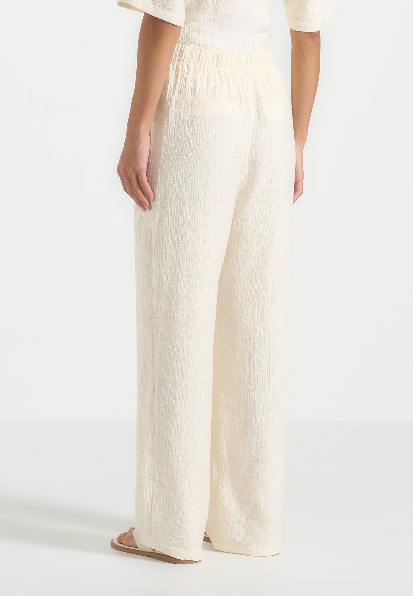 addison-unisex-textured-relaxed-fit-trousers-cream