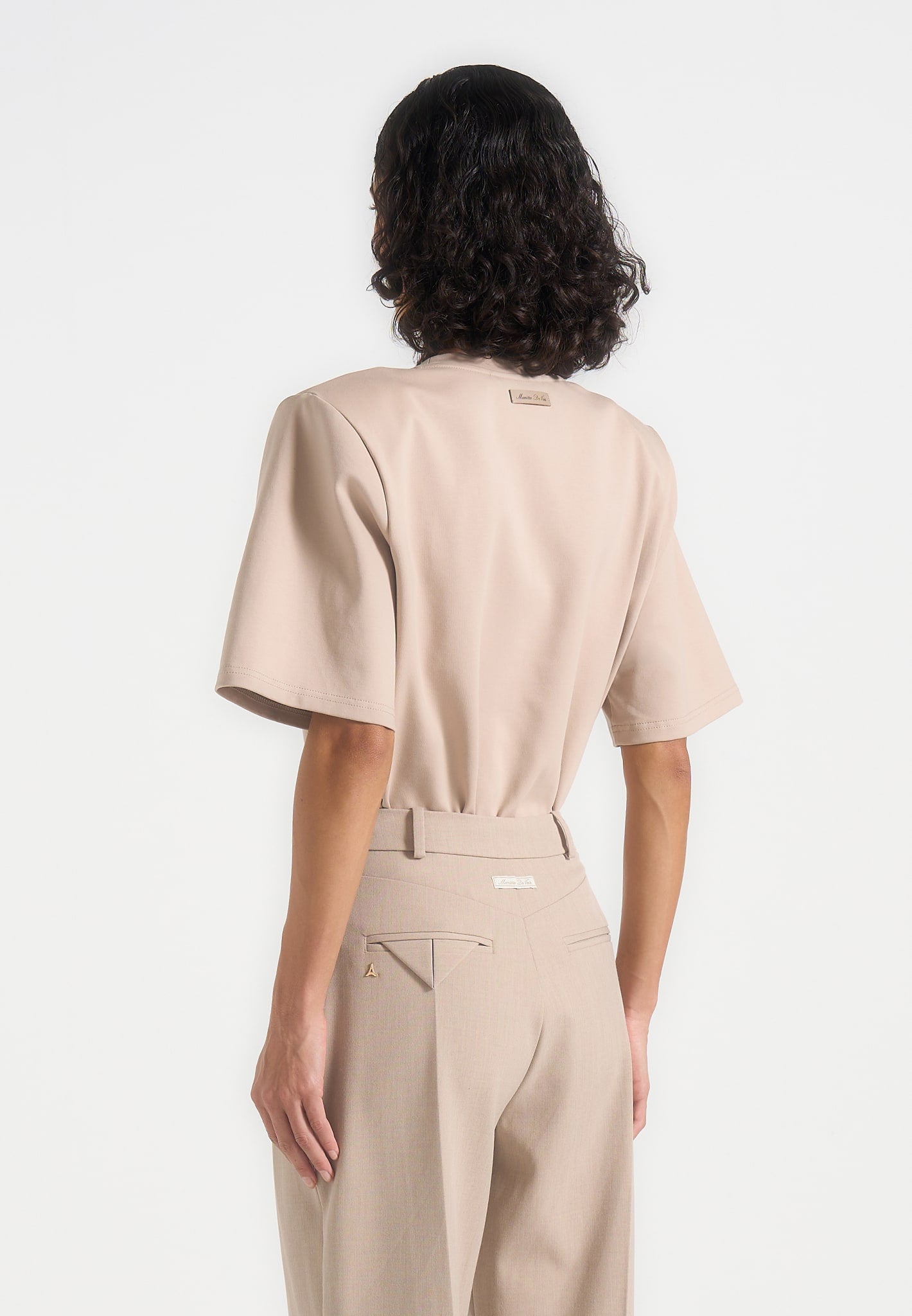 bs002-wide-shoulder-bodysuit-t-shirt-beige