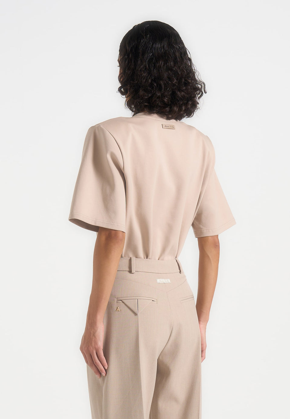 bs002-wide-shoulder-bodysuit-t-shirt-beige