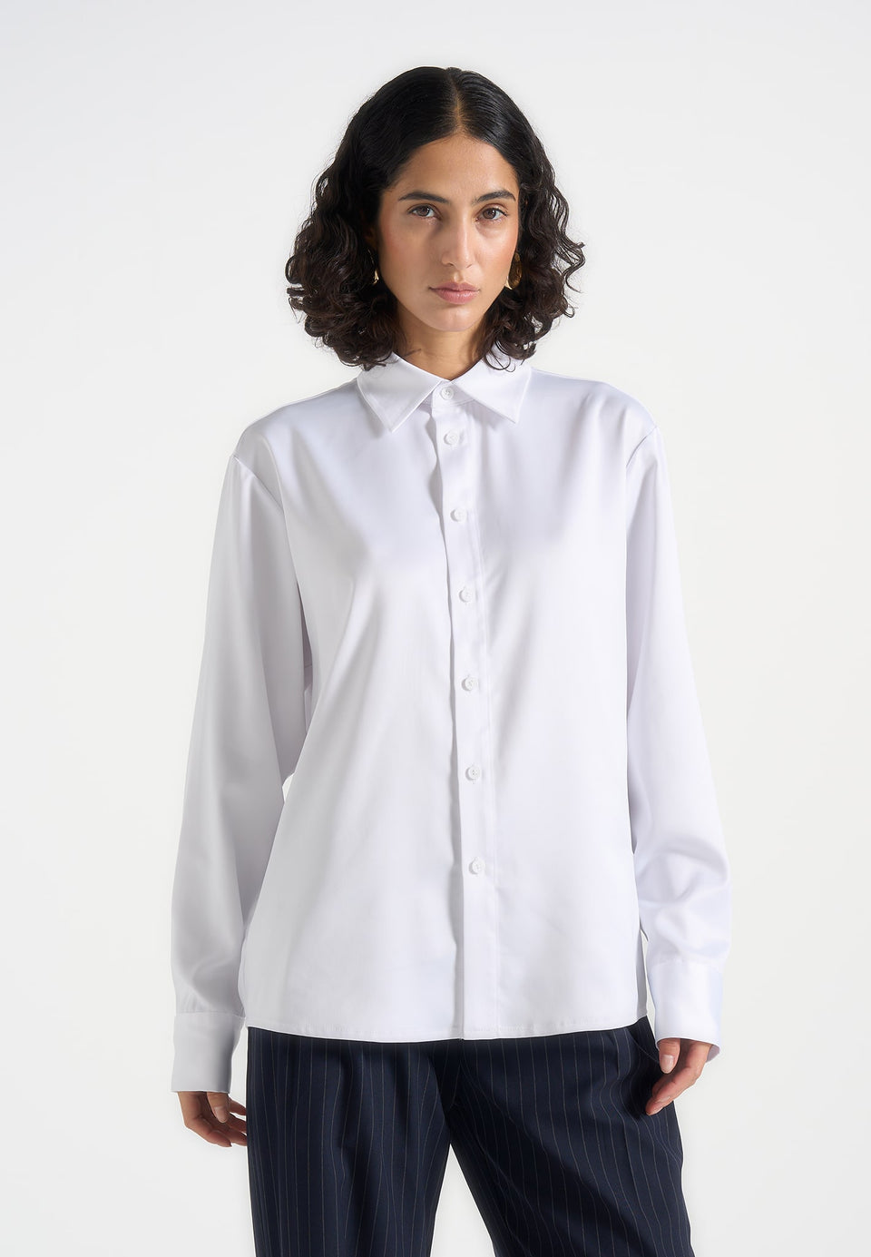 carter-unisex-oversized-satin-shirt-white