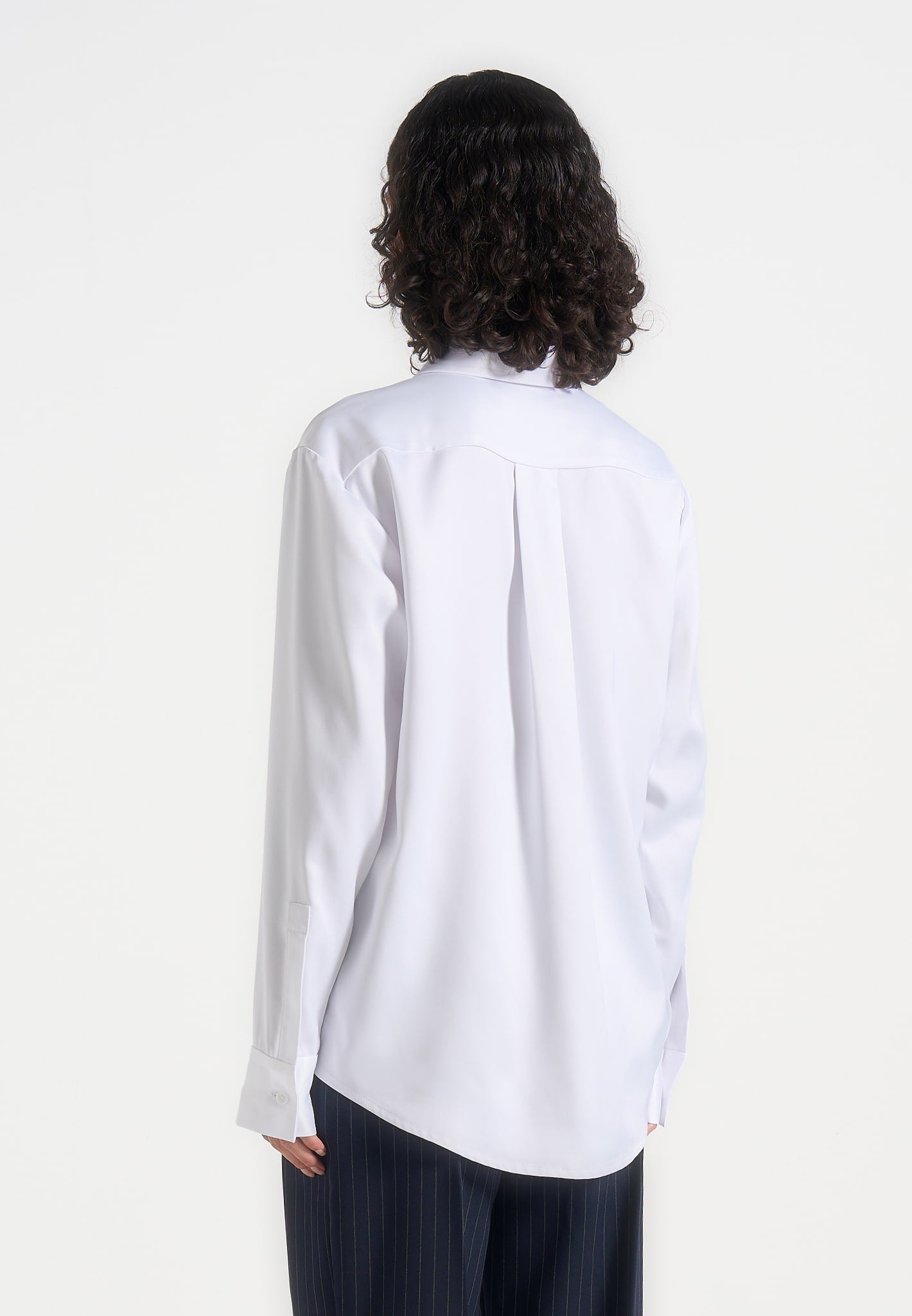 carter-unisex-oversized-satin-shirt-white