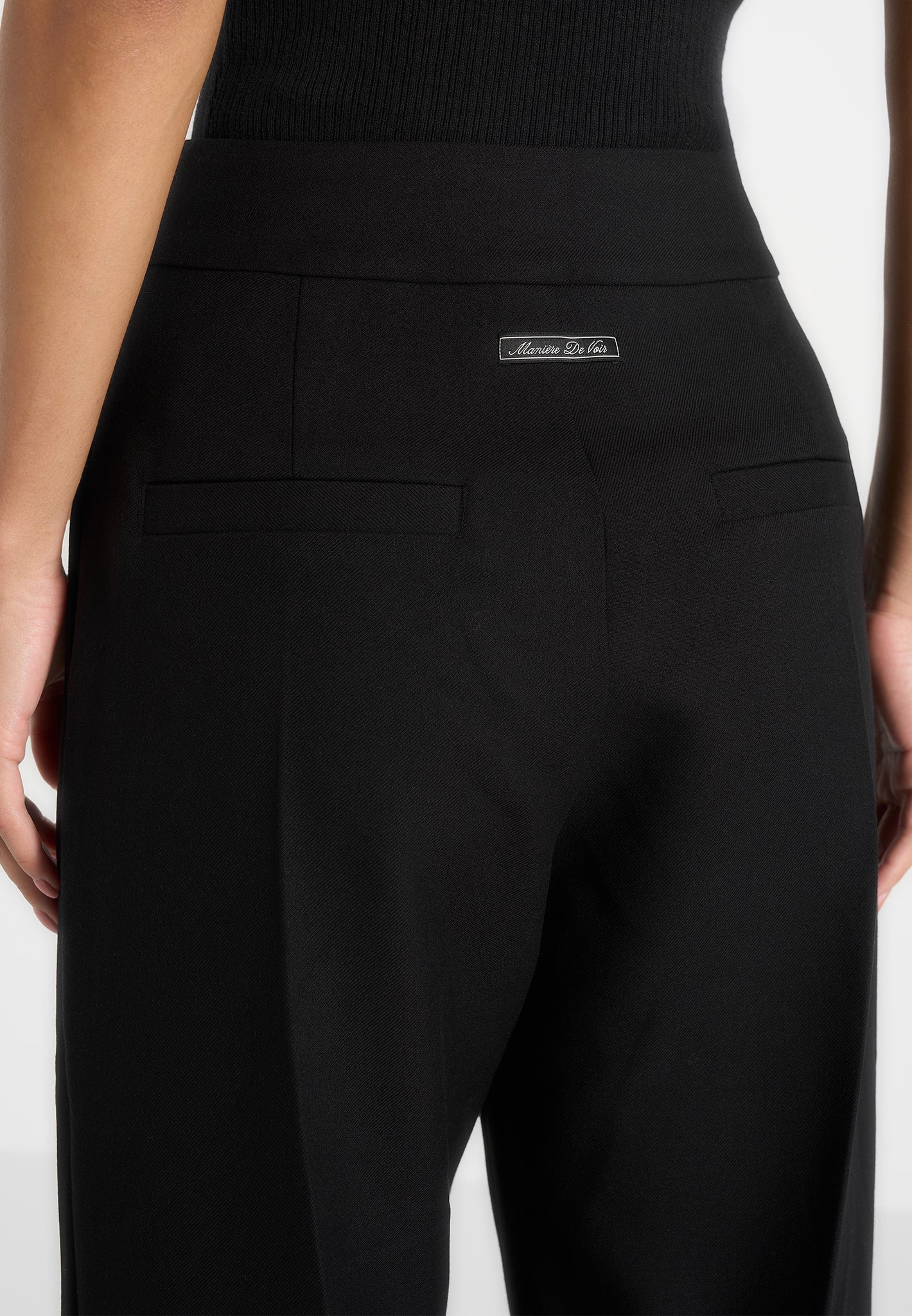 elsa-high-waisted-tailored-trousers-black
