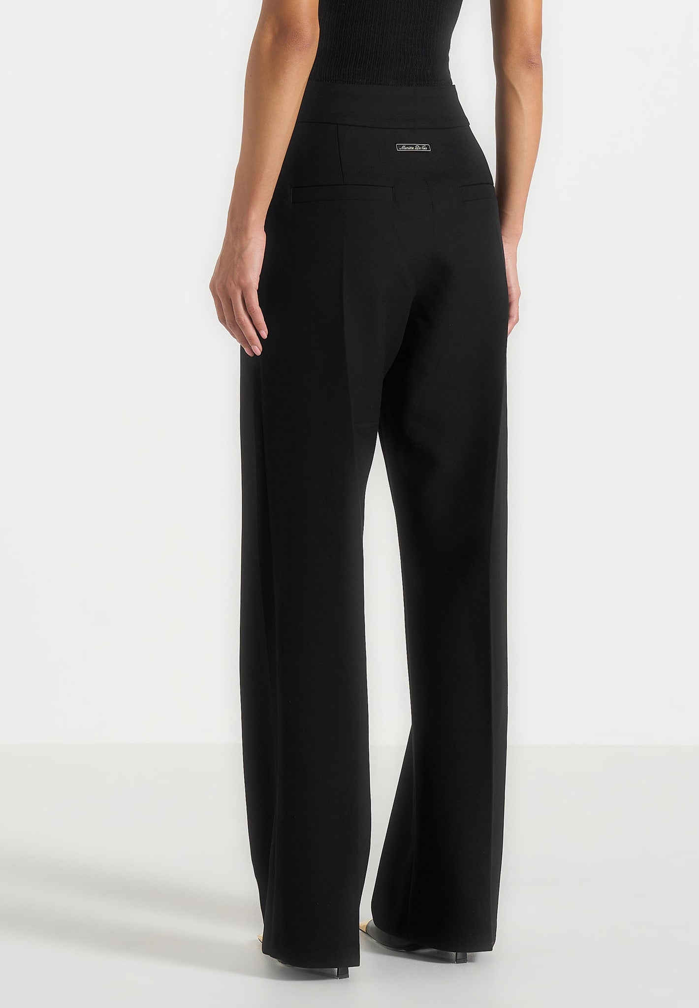 elsa-high-waisted-tailored-trousers-black