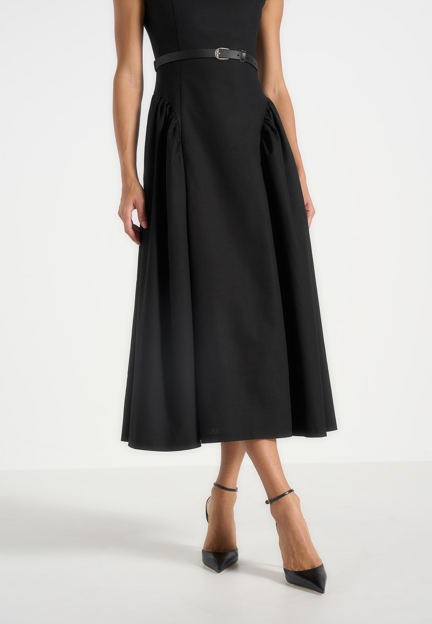 Gaia - Boat Neck Belted Pleated Midi Dress - Black