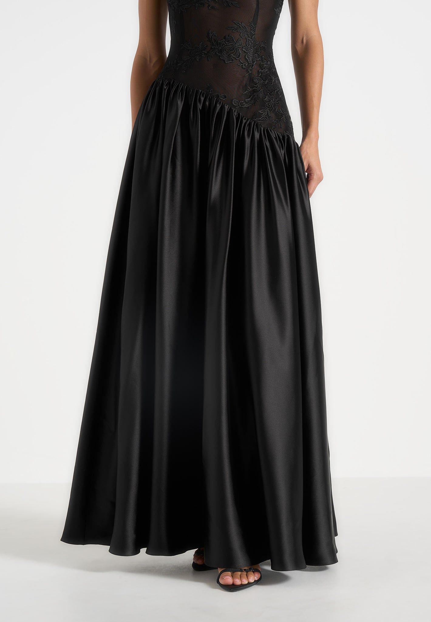alanna-off-shoulder-fit-and-flare-maxi-dress-black