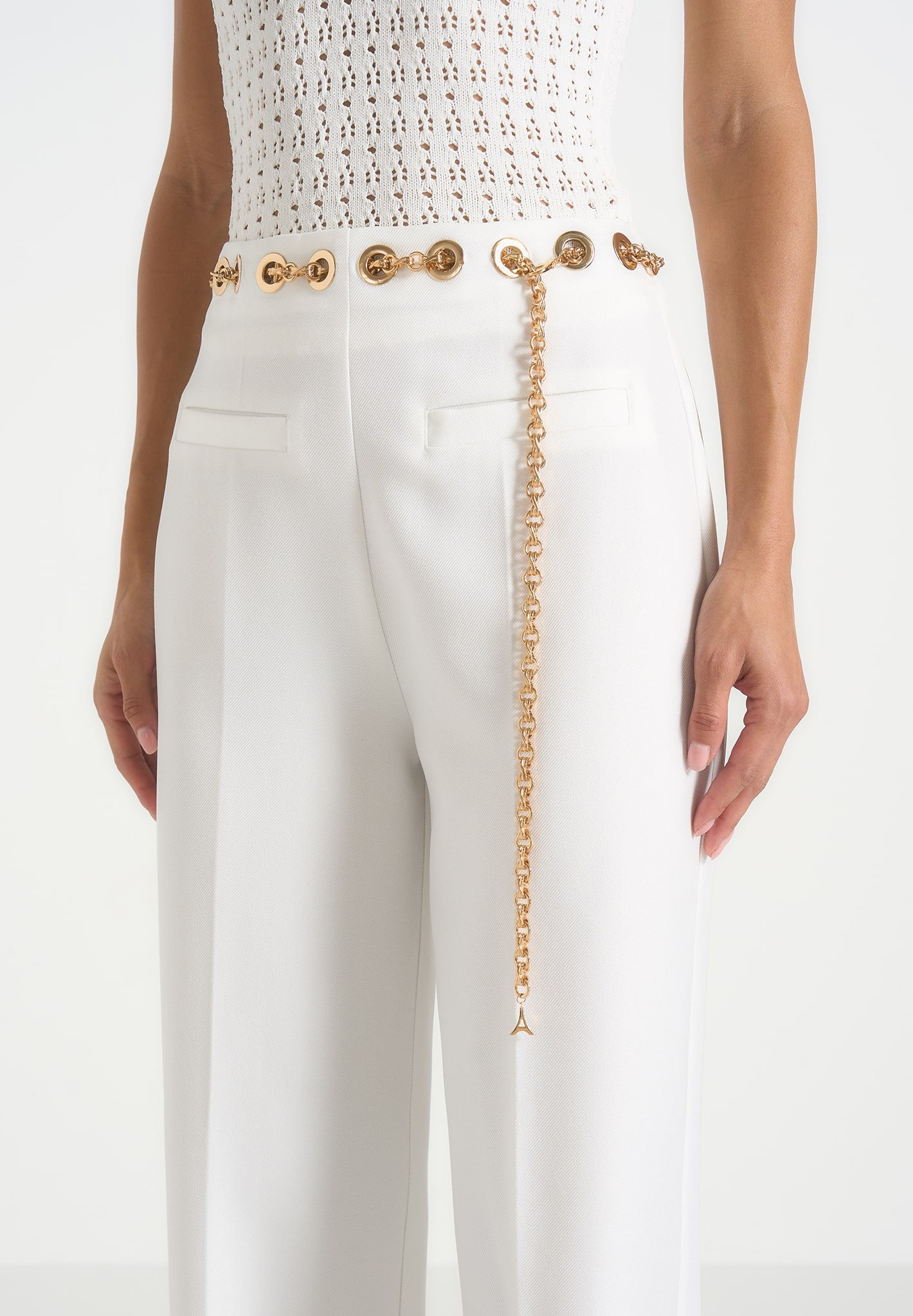 perrine-hardware-detail-belted-trousers-white