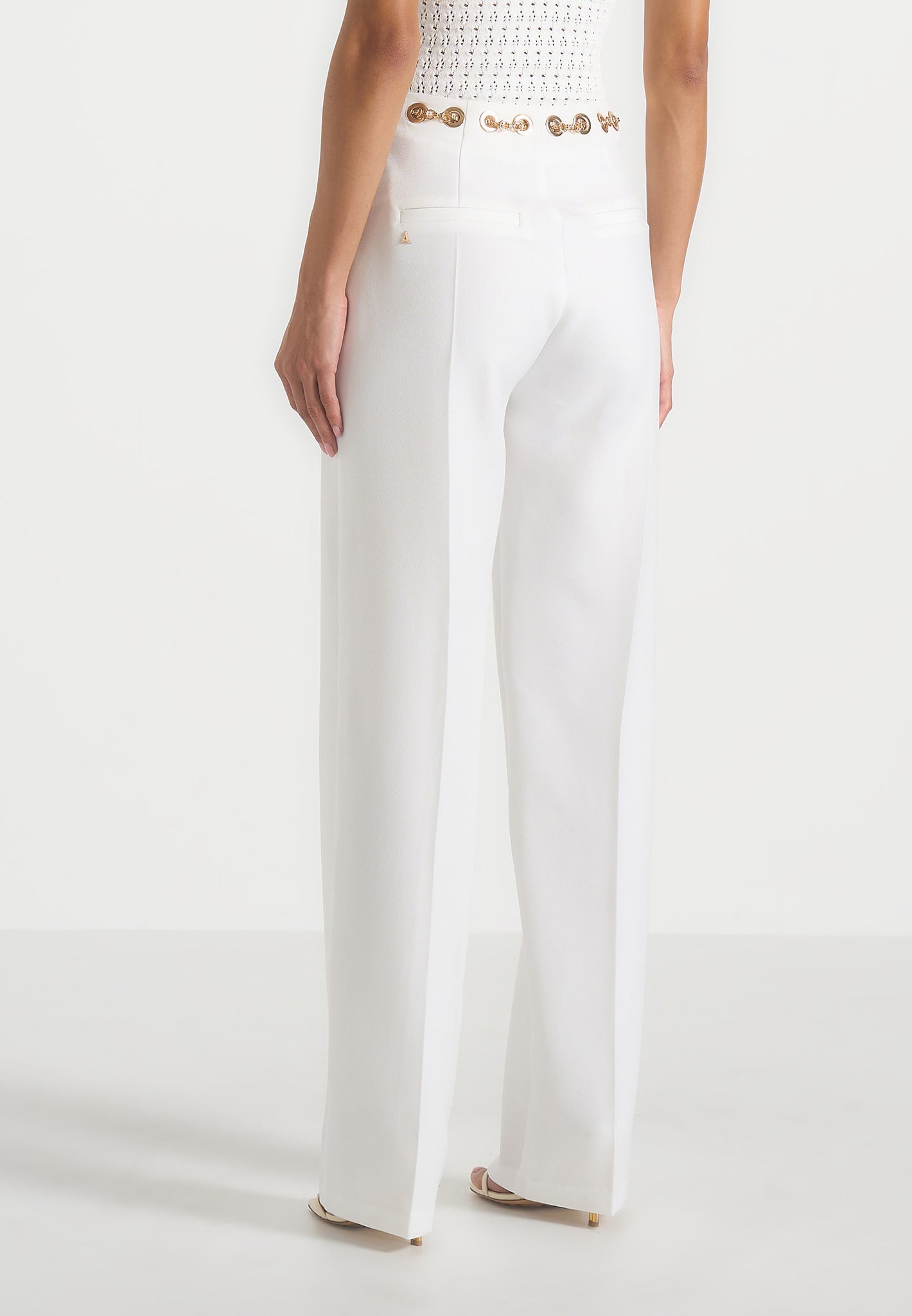 perrine-hardware-detail-belted-trousers-white