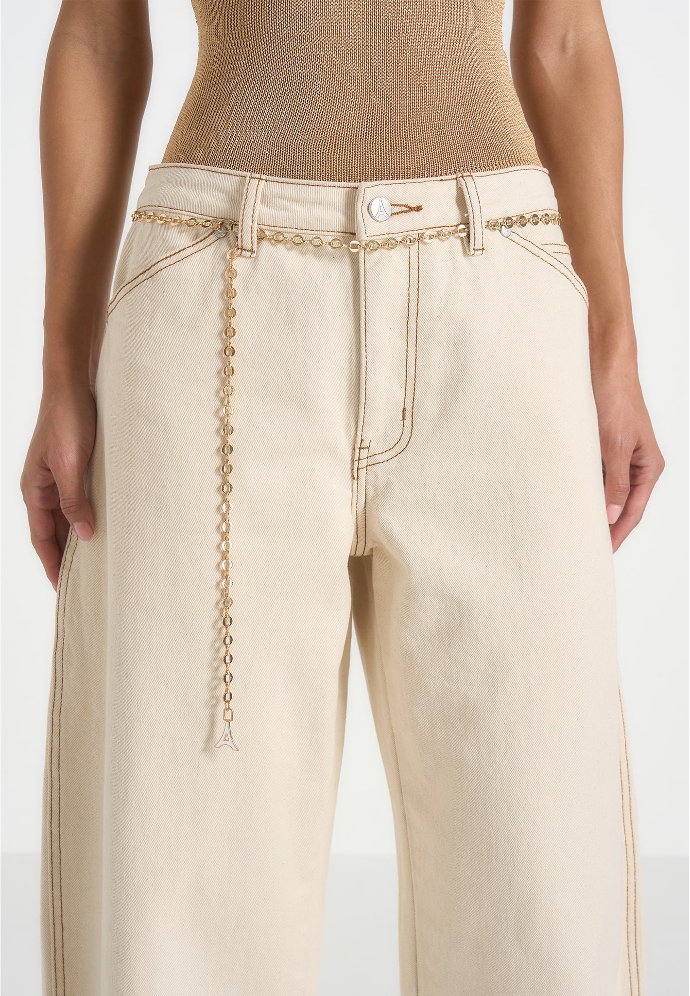 enora-hourglass-jean-with-chain-cream