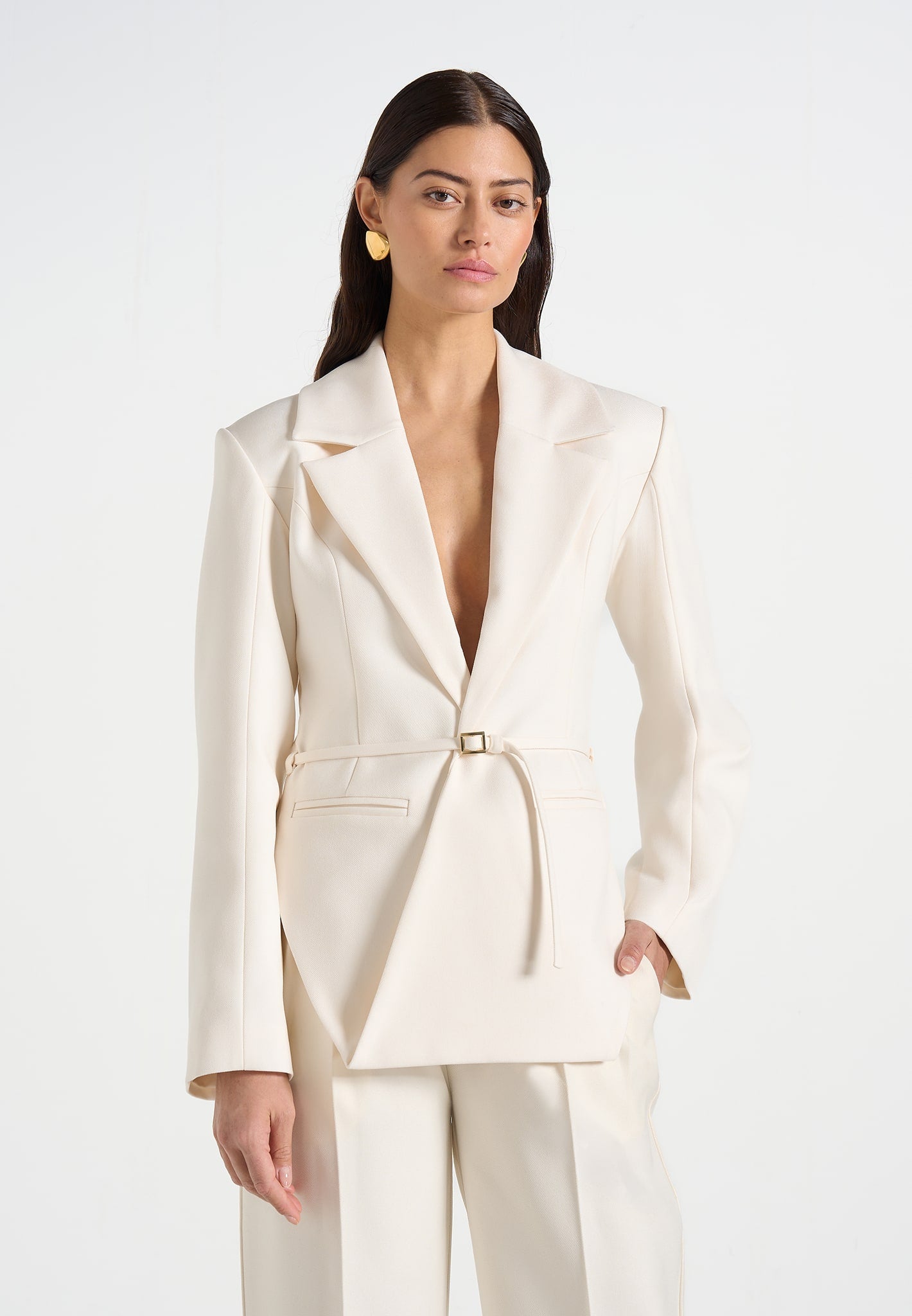 Yuna - Plunge Tailored Blazer With Belt - Off White 