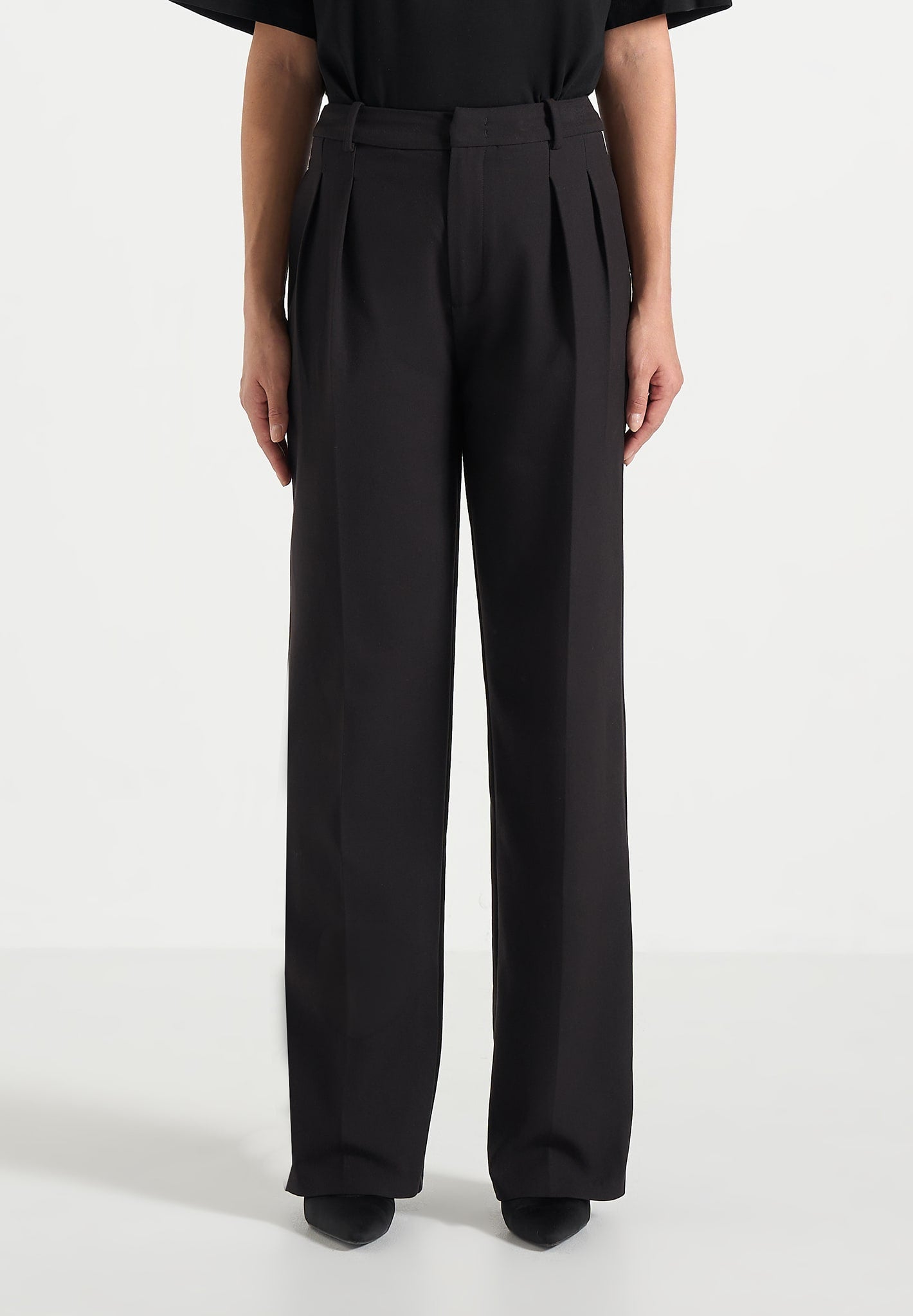Julie - Tailored Twin Pleat Trousers - Black 