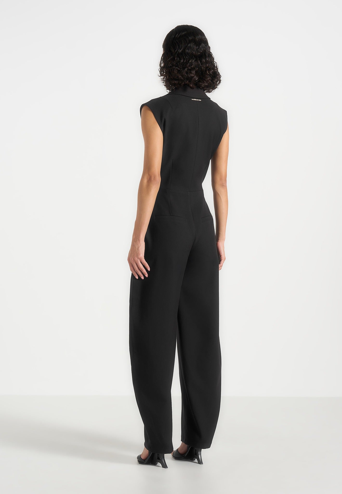 Kira - Tie-Waist Barrel Leg Tailored Jumpsuit - Black